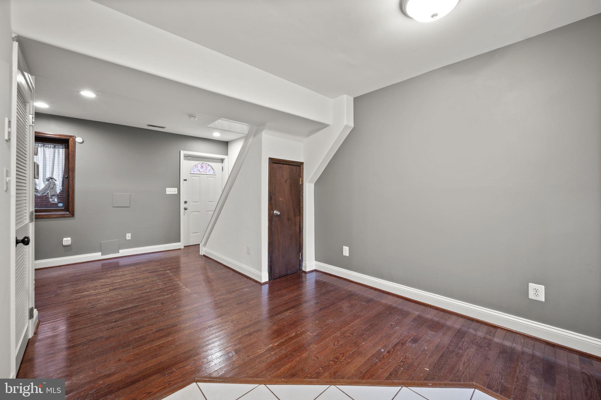 FELLS POINT HISTORIC DISTRICT - Residential Lease