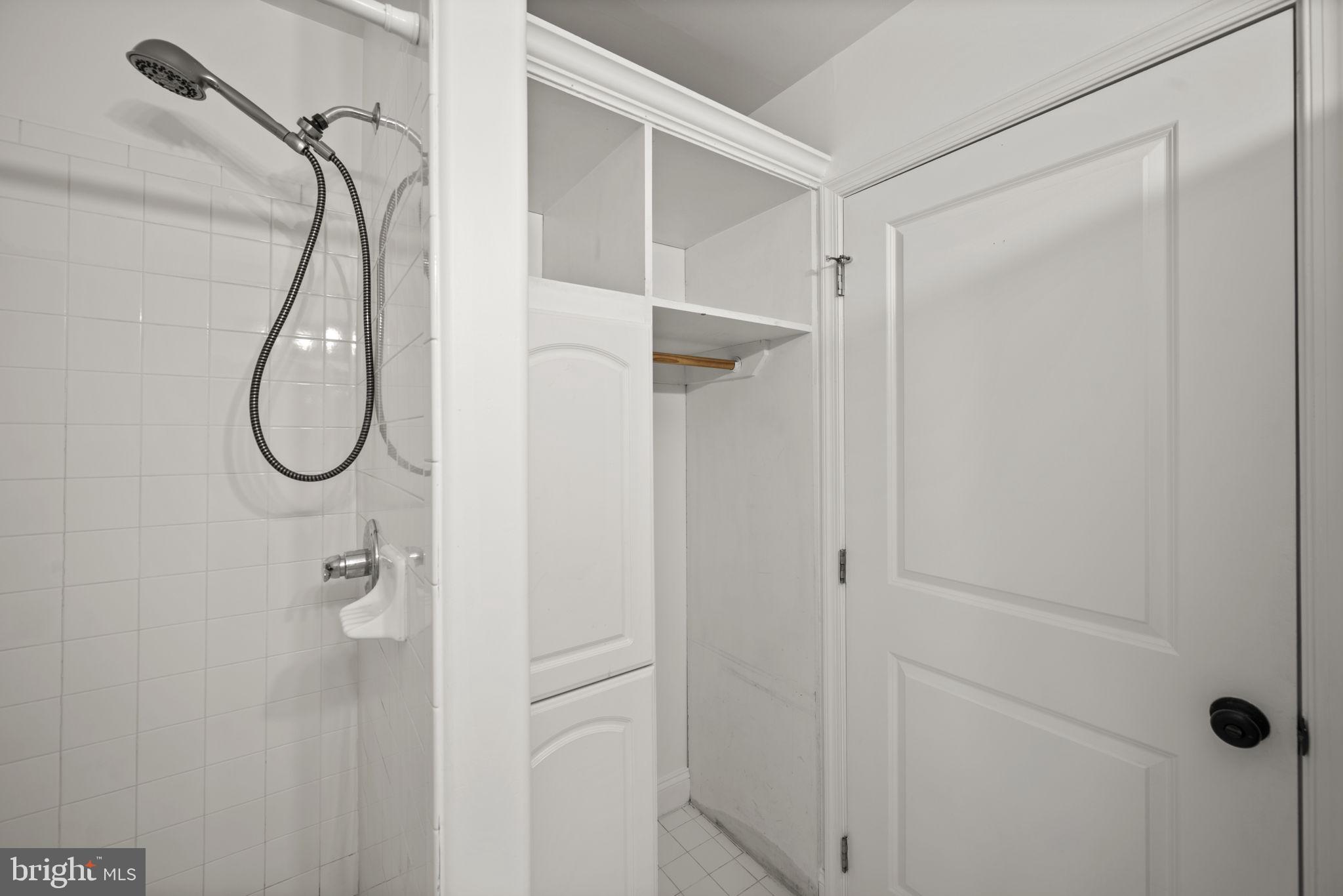 FELLS POINT HISTORIC DISTRICT - Residential Lease