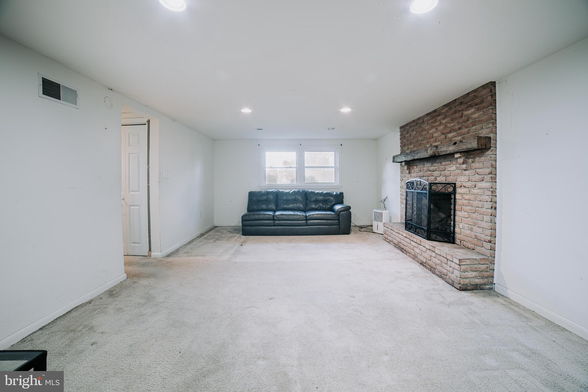 FOX GLENN - Residential