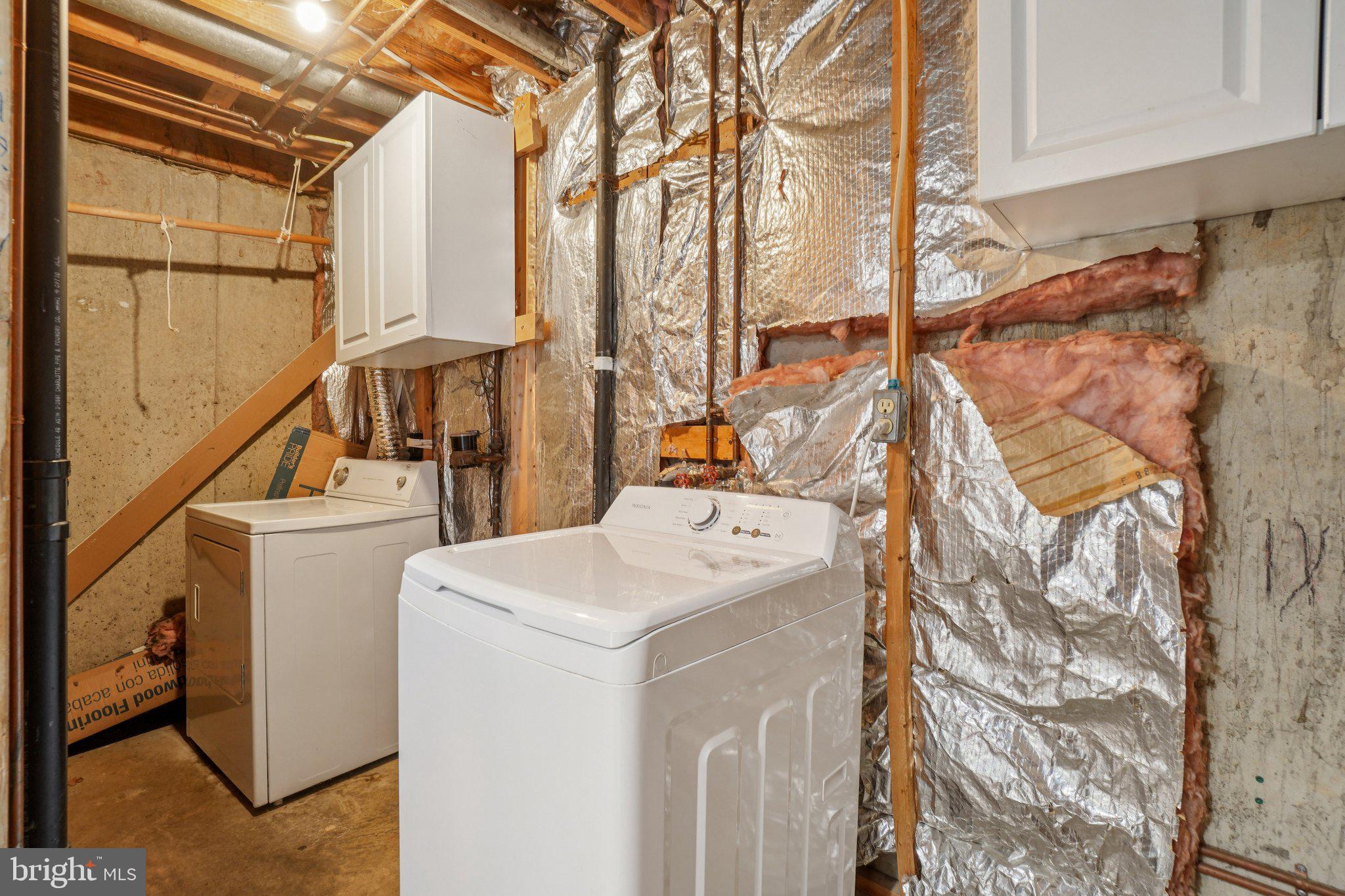 NEWINGTON FOREST - Residential Lease