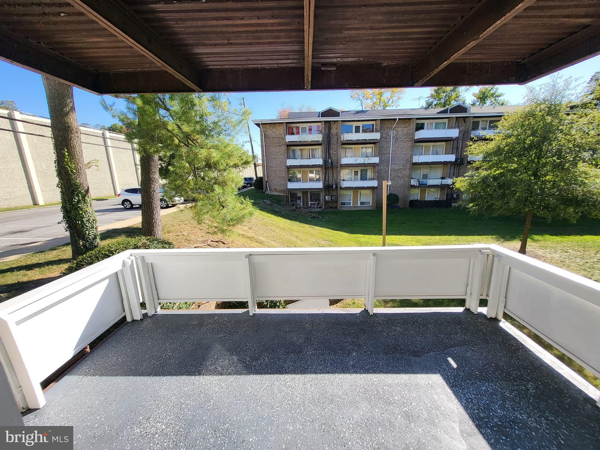 OXON HILL - Residential