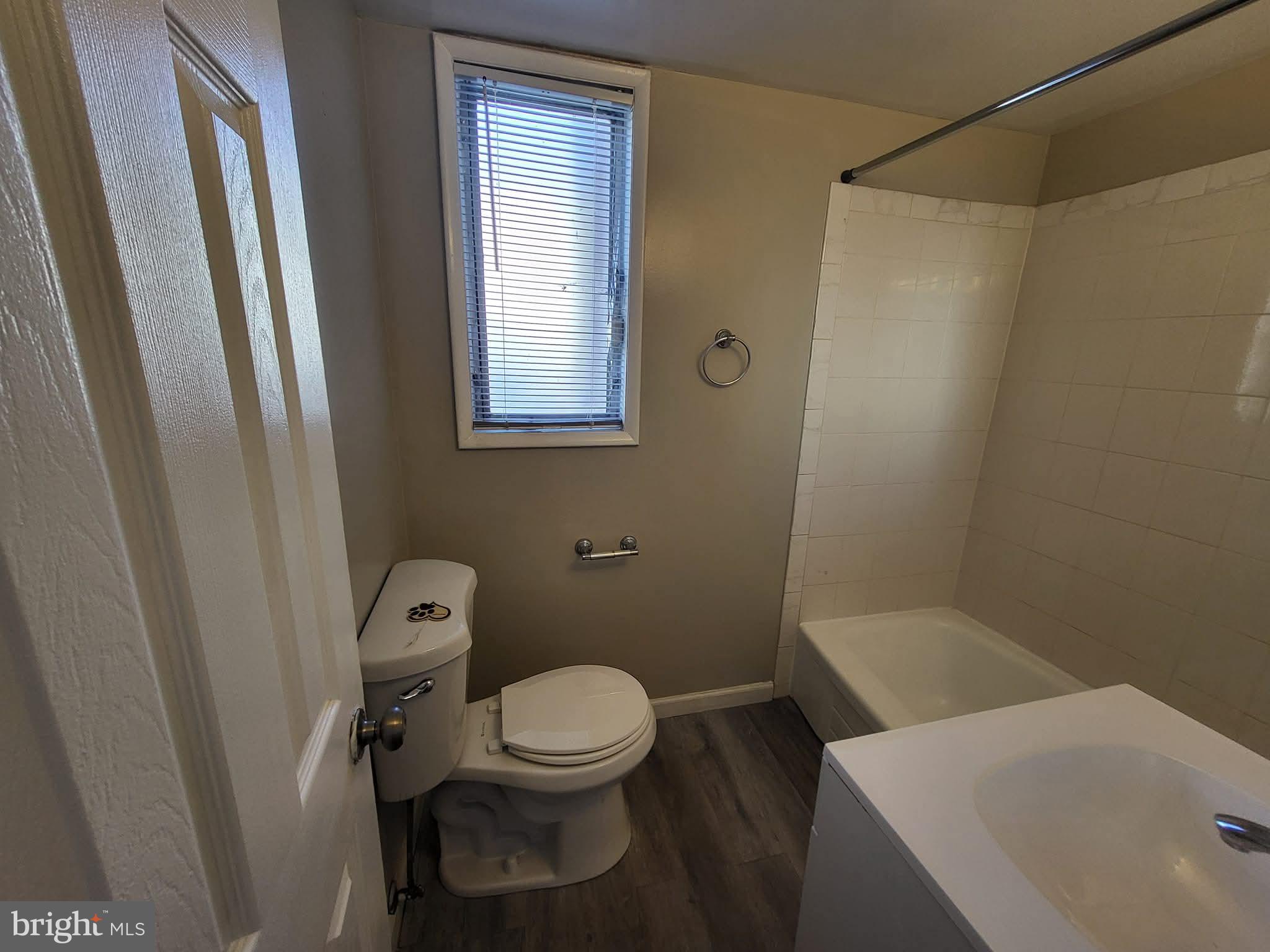 OXON HILL - Residential