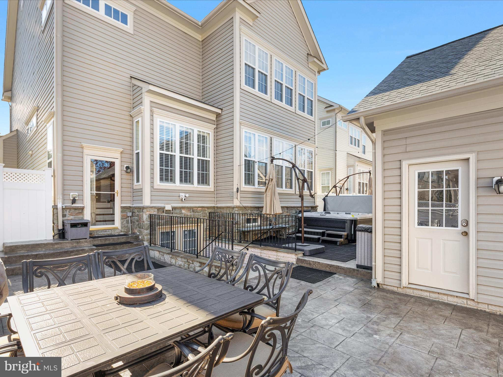 BRAMBLETON - Residential