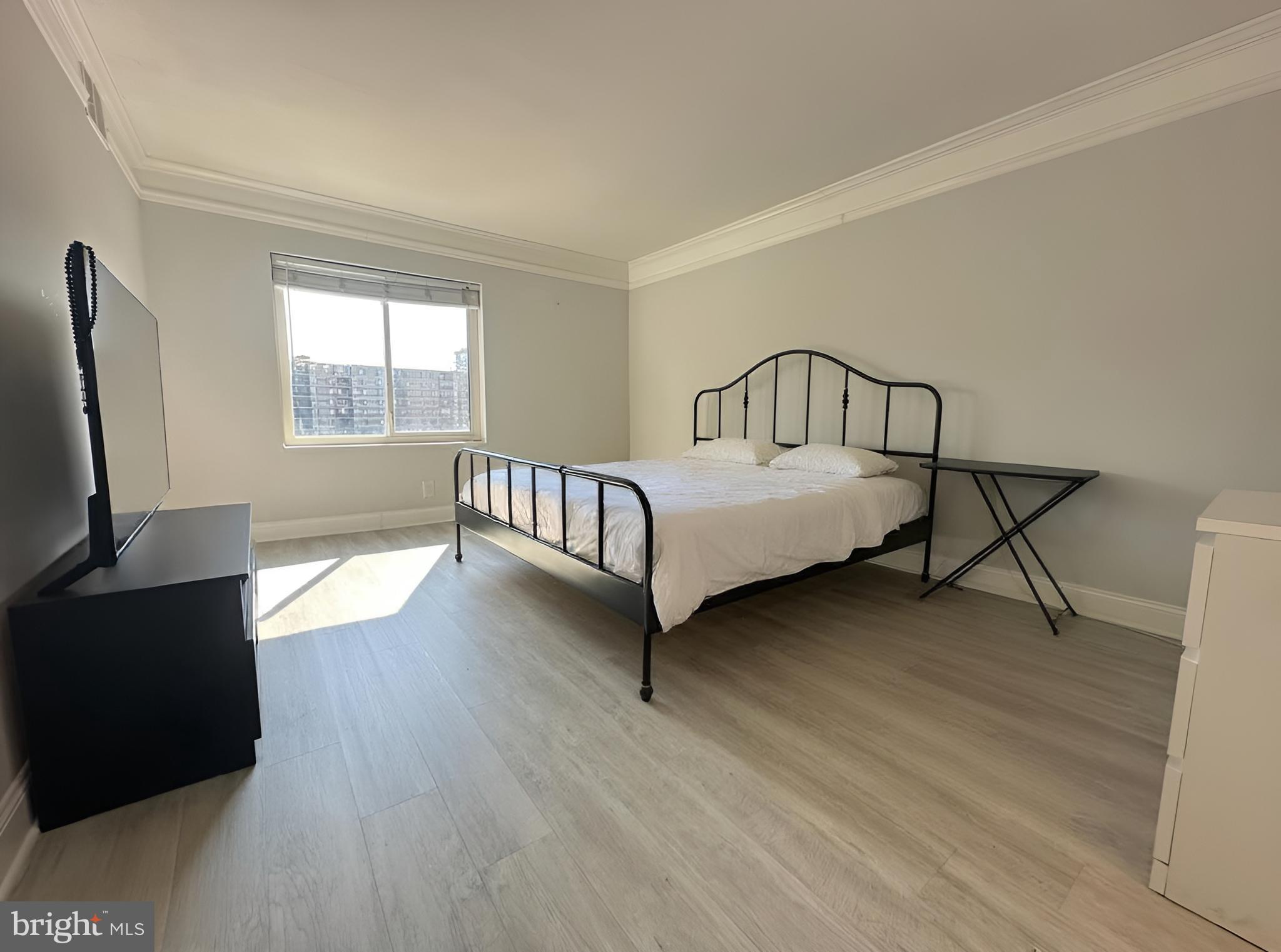 ROTONDA - Residential Lease