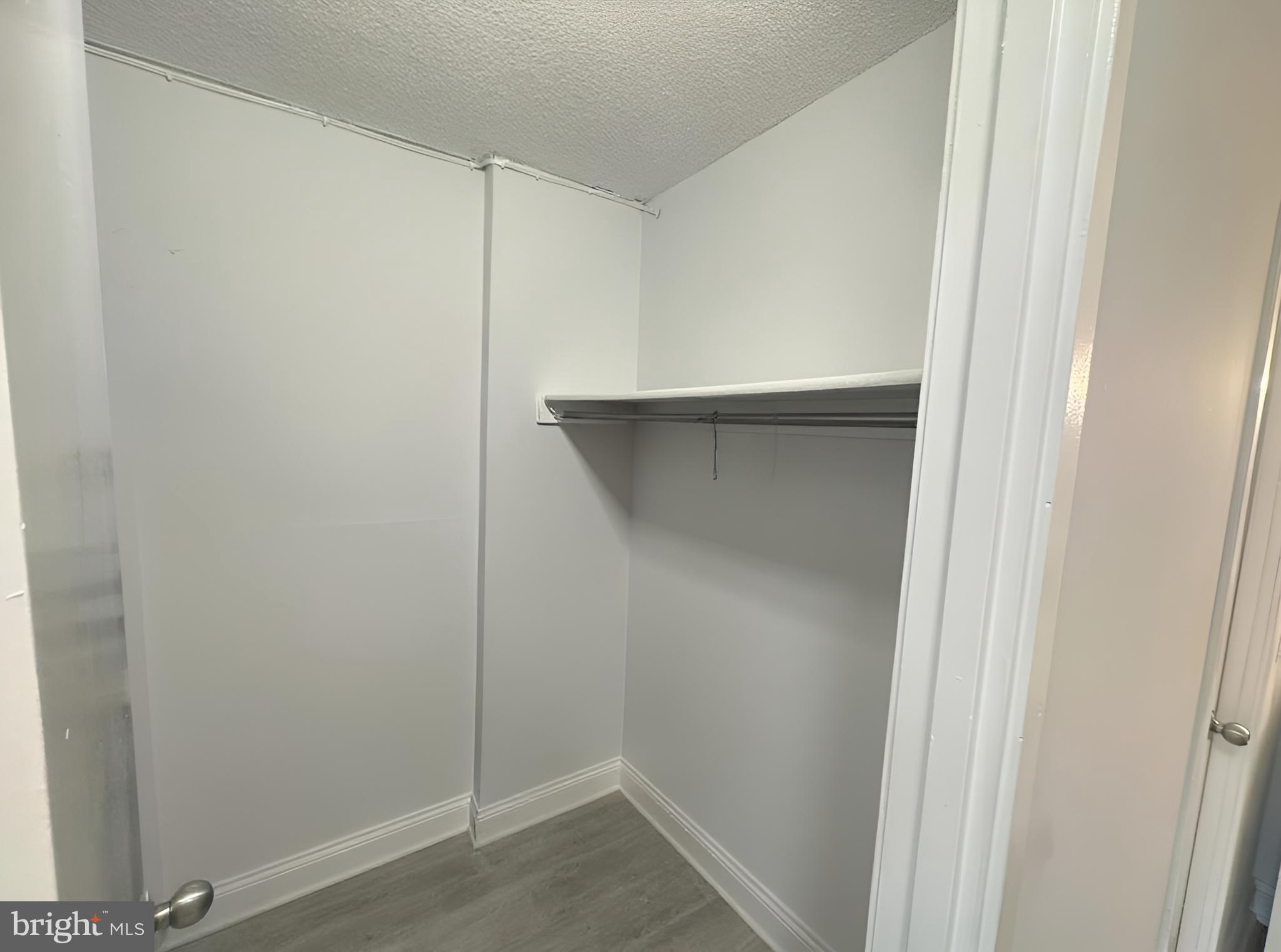 ROTONDA - Residential Lease