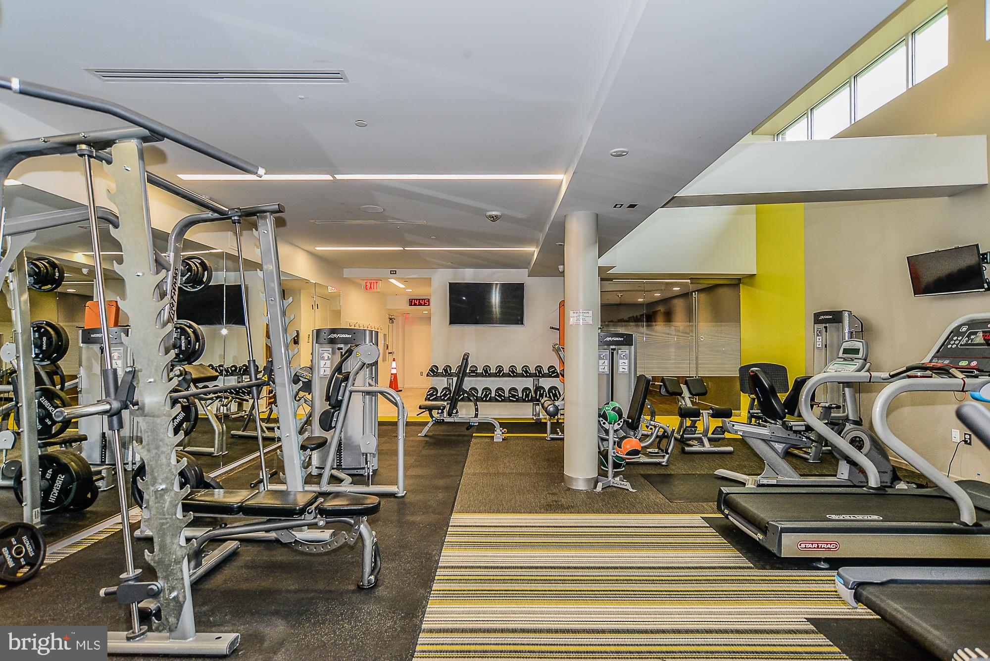 ROTONDA - Residential Lease