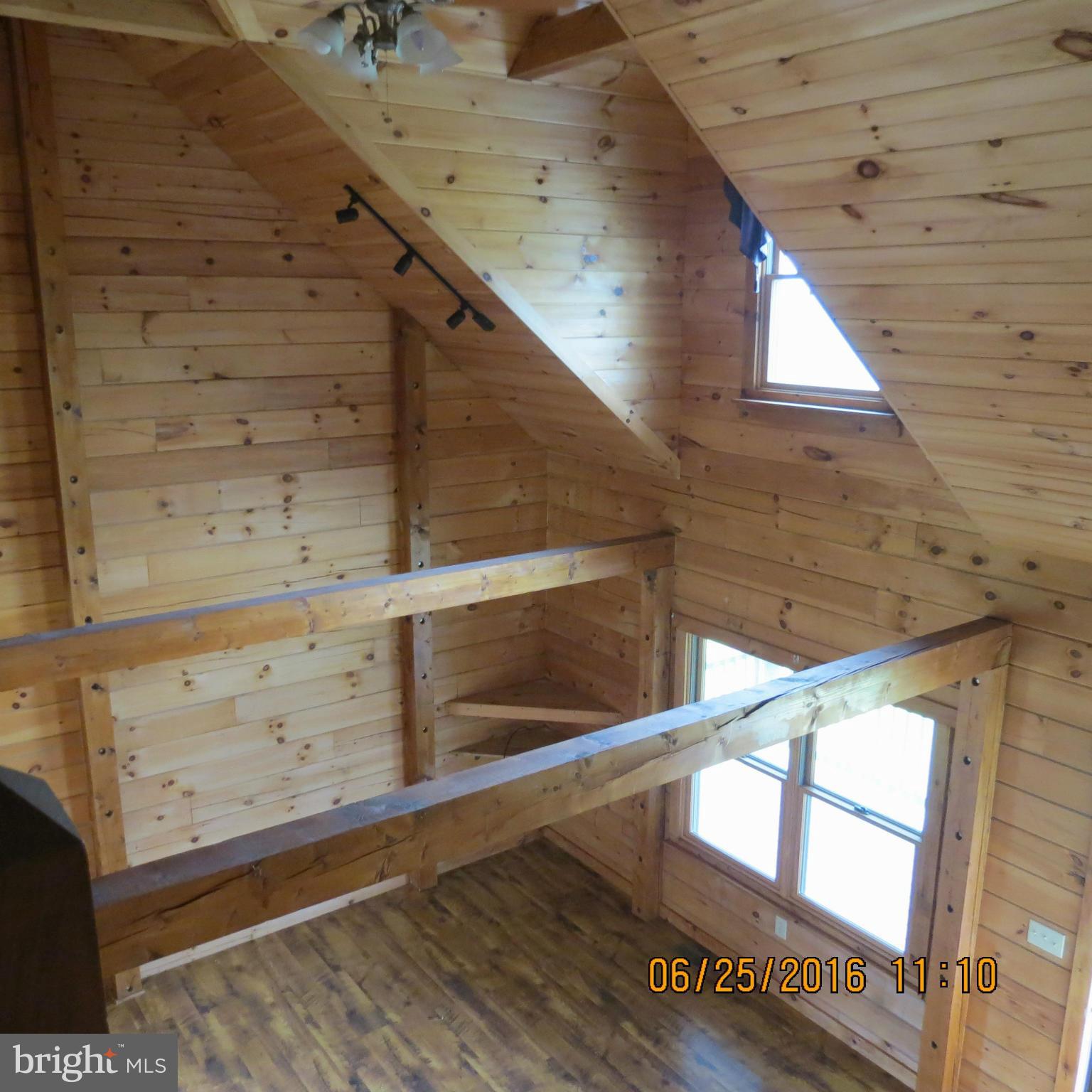 MOUNTAIN VIEW - Residential