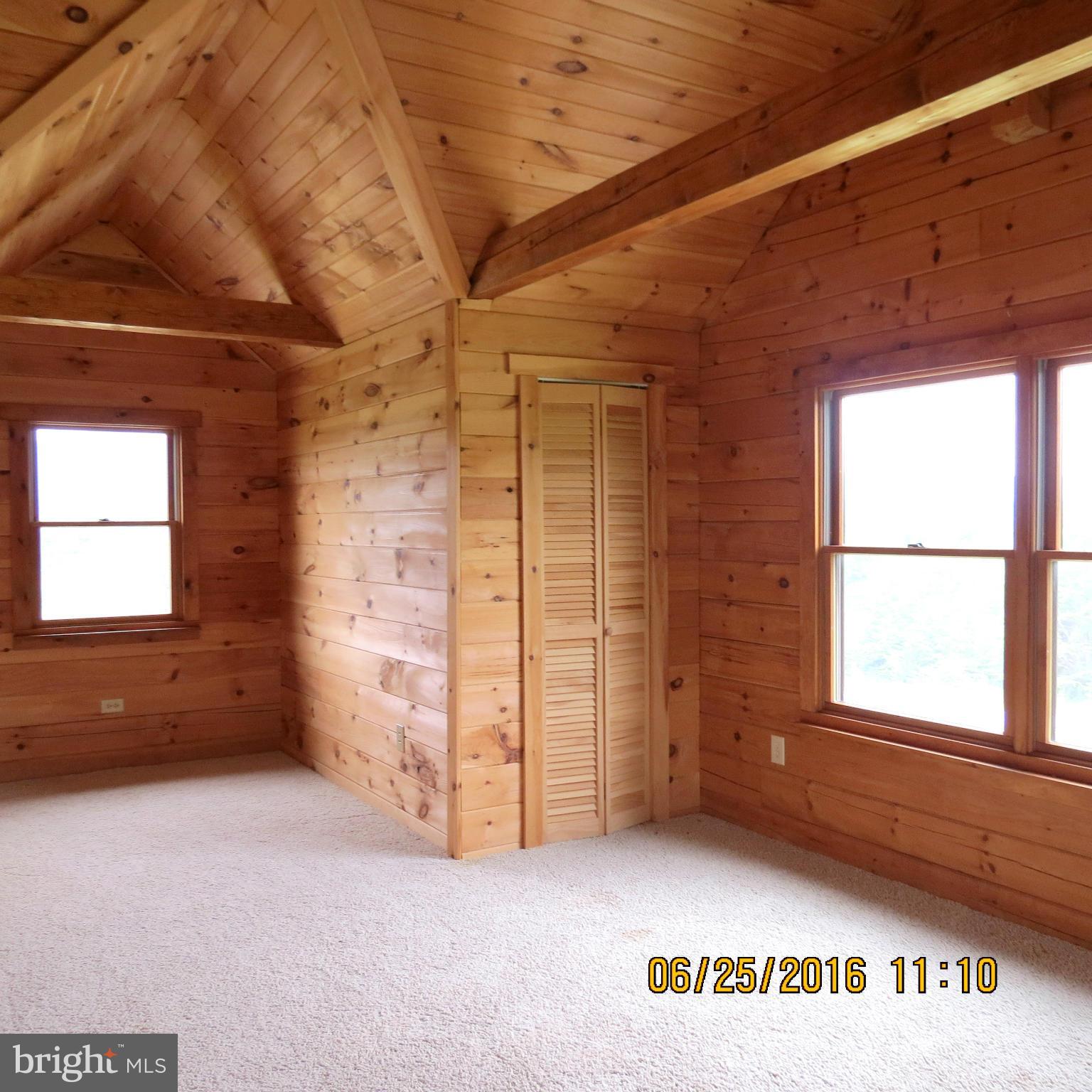 MOUNTAIN VIEW - Residential