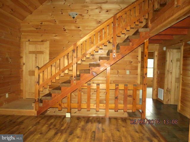 MOUNTAIN VIEW - Residential