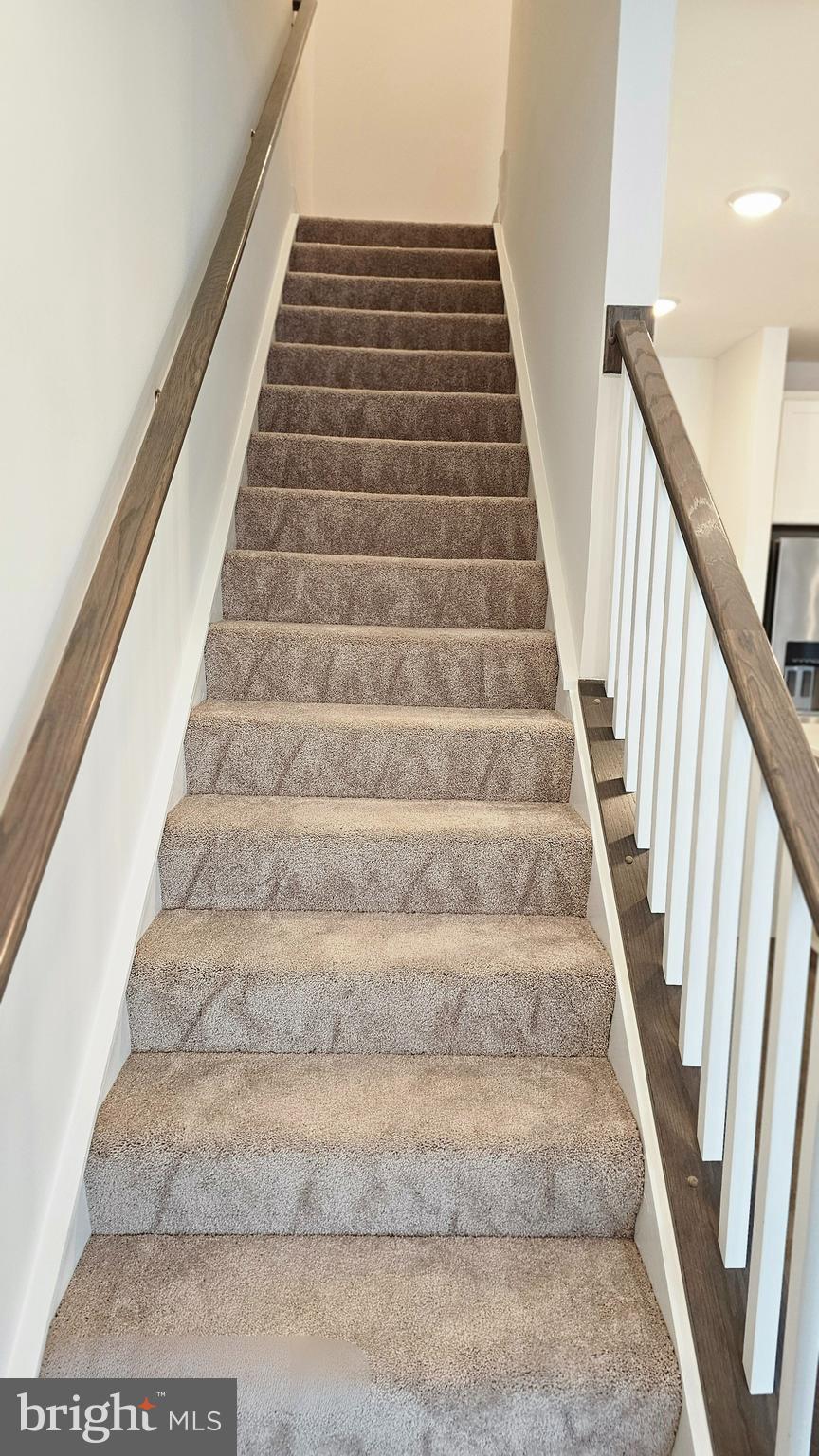 FARMSTEAD DISTRICT - Residential Lease