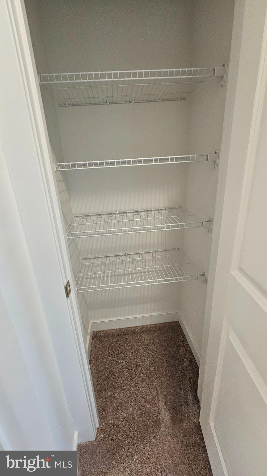 FARMSTEAD DISTRICT - Residential Lease