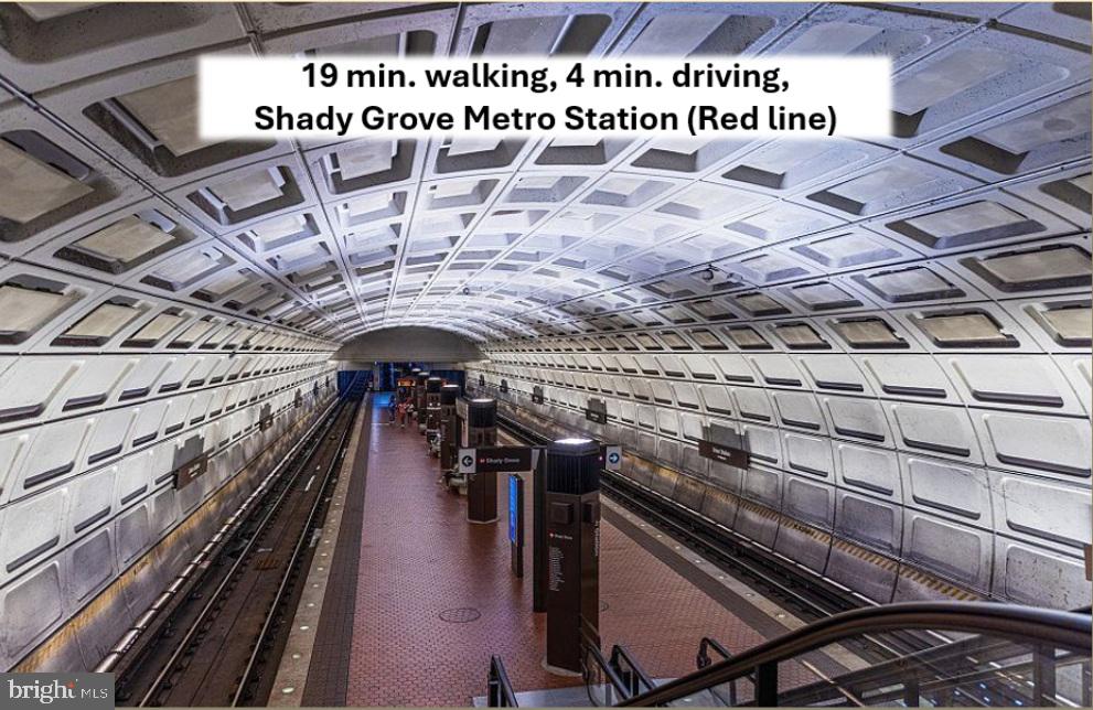 FARMSTEAD DISTRICT - Residential Lease