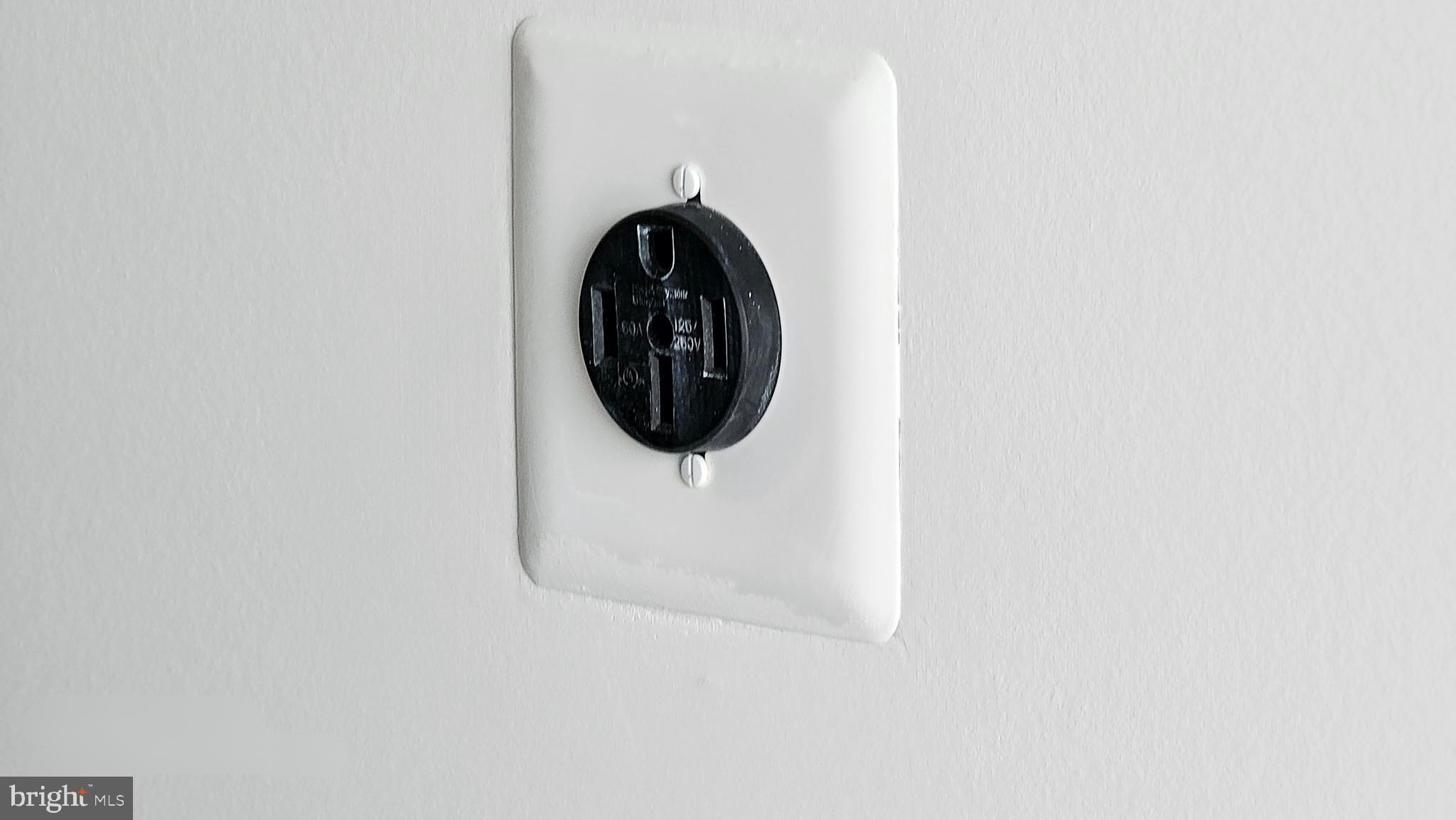 FARMSTEAD DISTRICT - Residential Lease