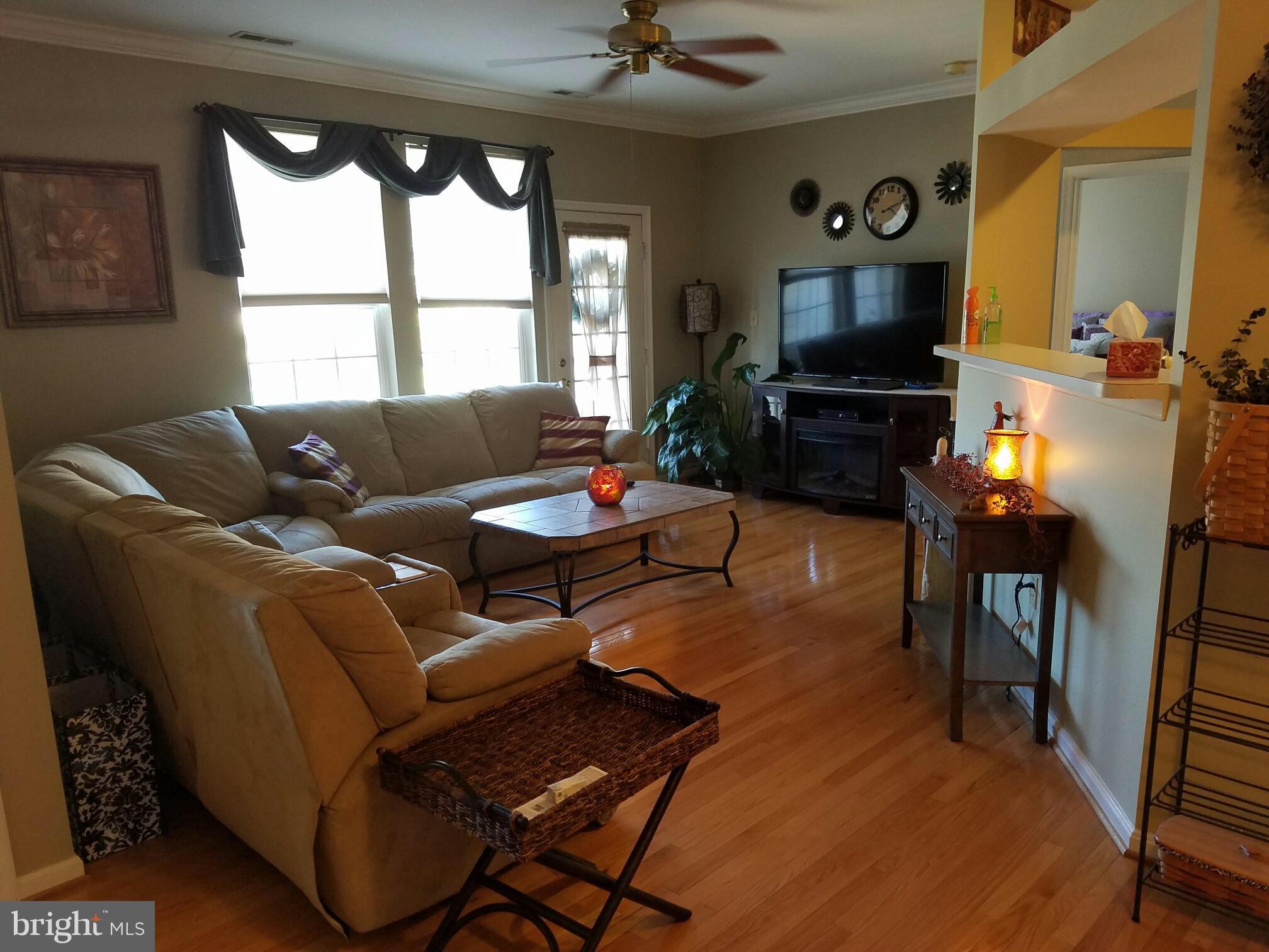 WATERSIDE - Residential