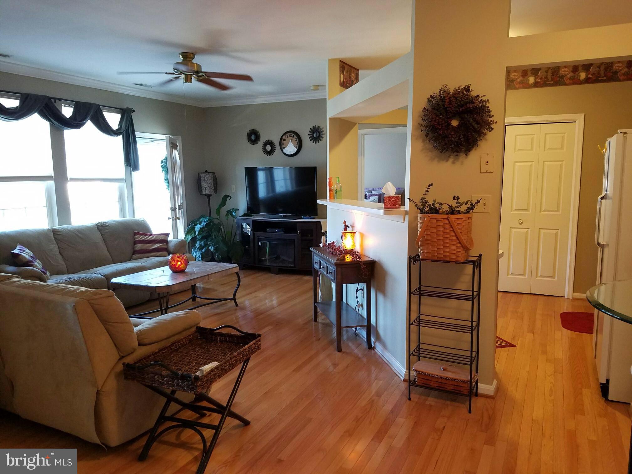 WATERSIDE - Residential