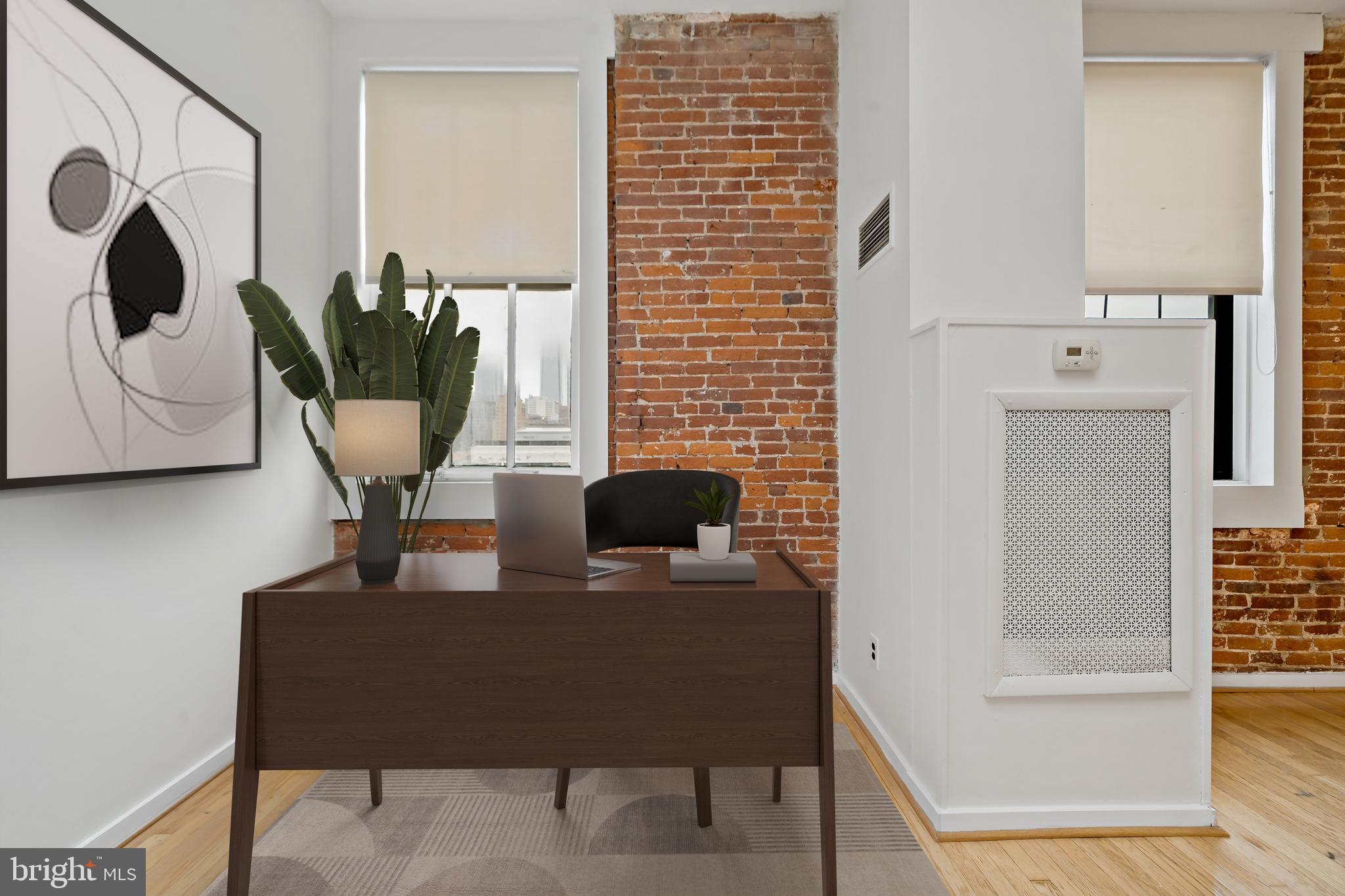 CHINATOWN - Residential Lease