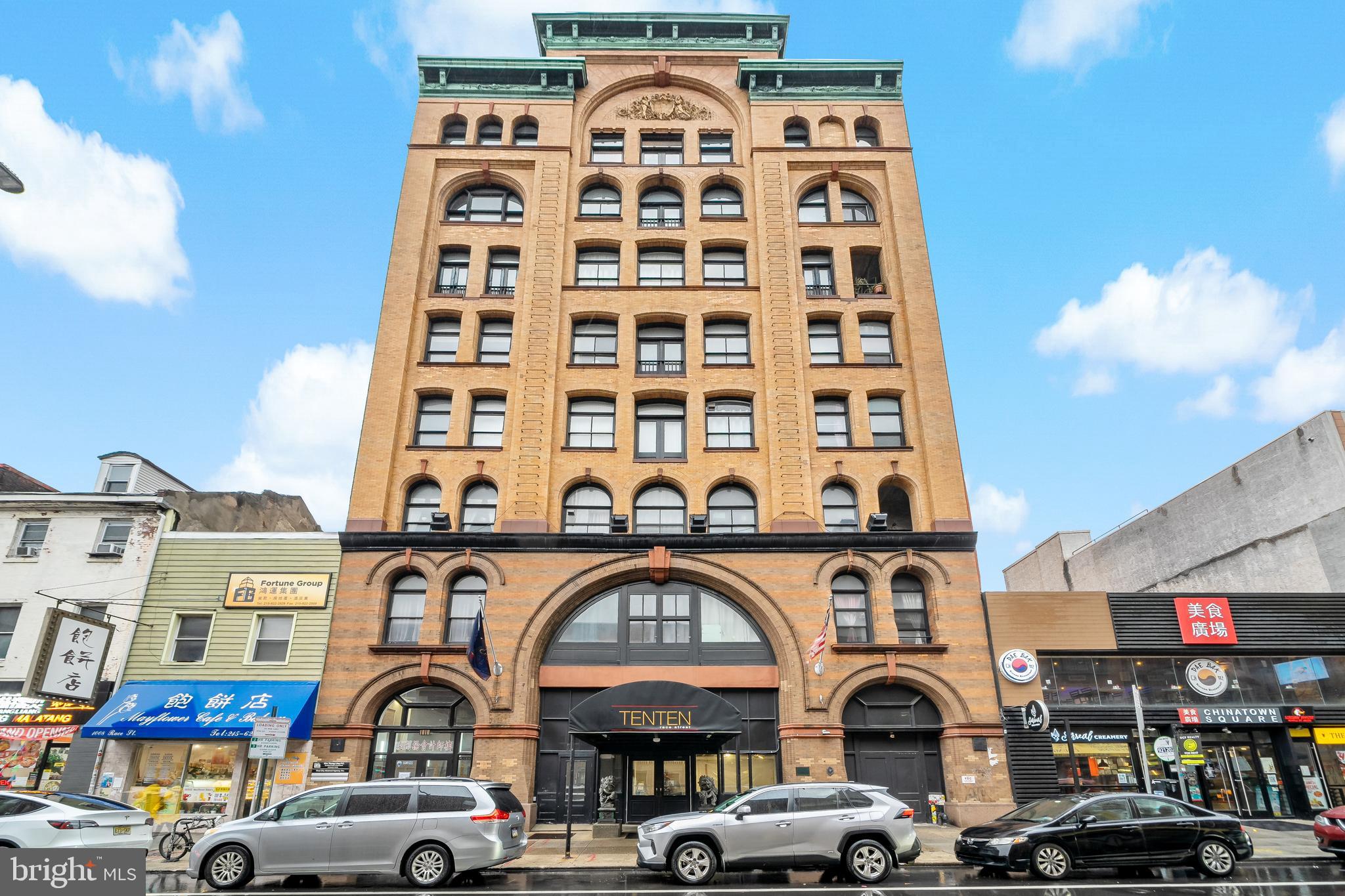 CHINATOWN - Residential Lease