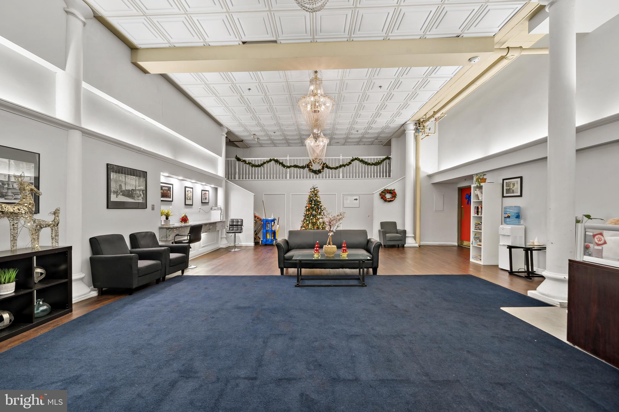 CHINATOWN - Residential Lease