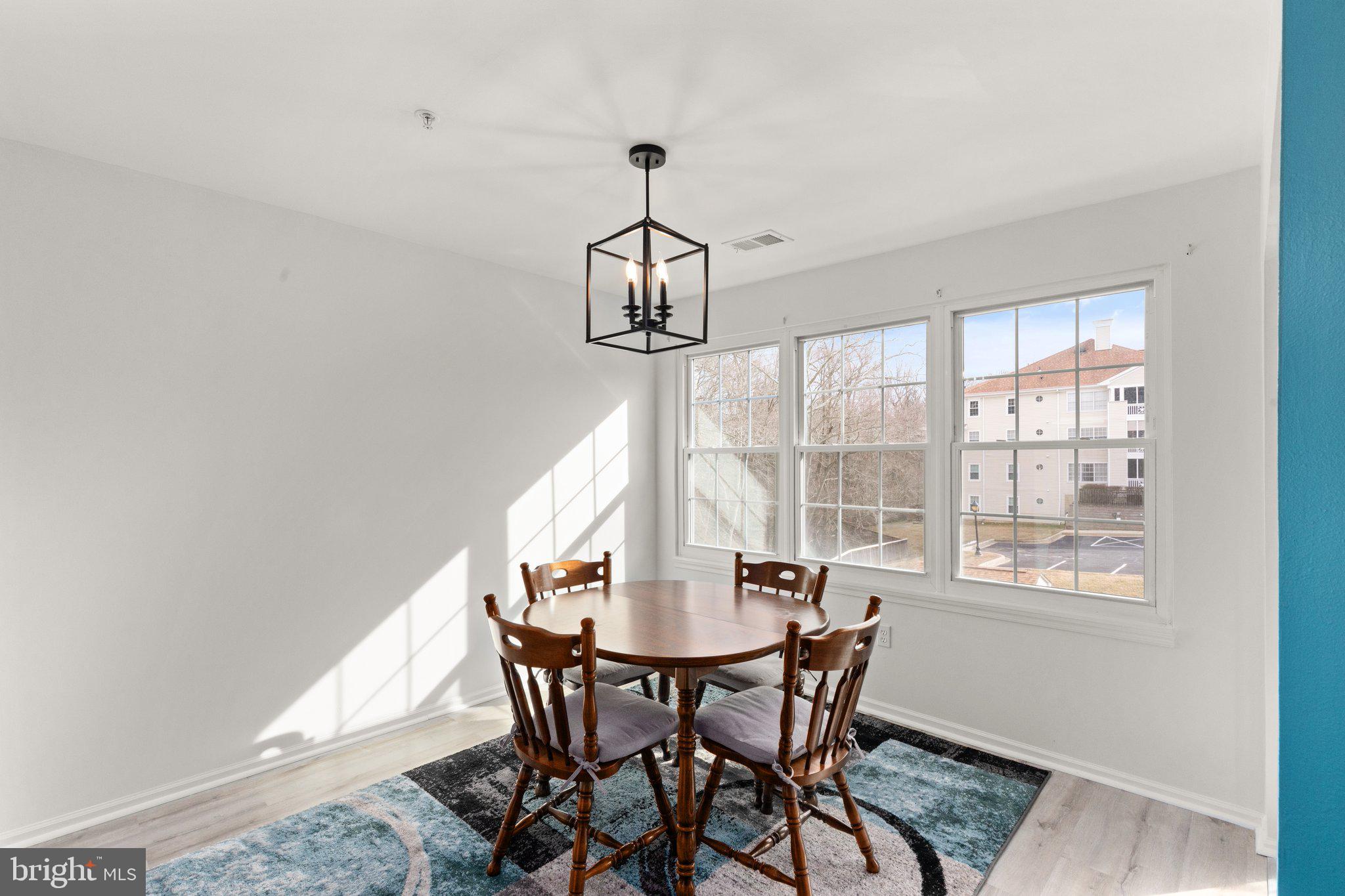 ENGLISH COUNTRY MANOR - Residential