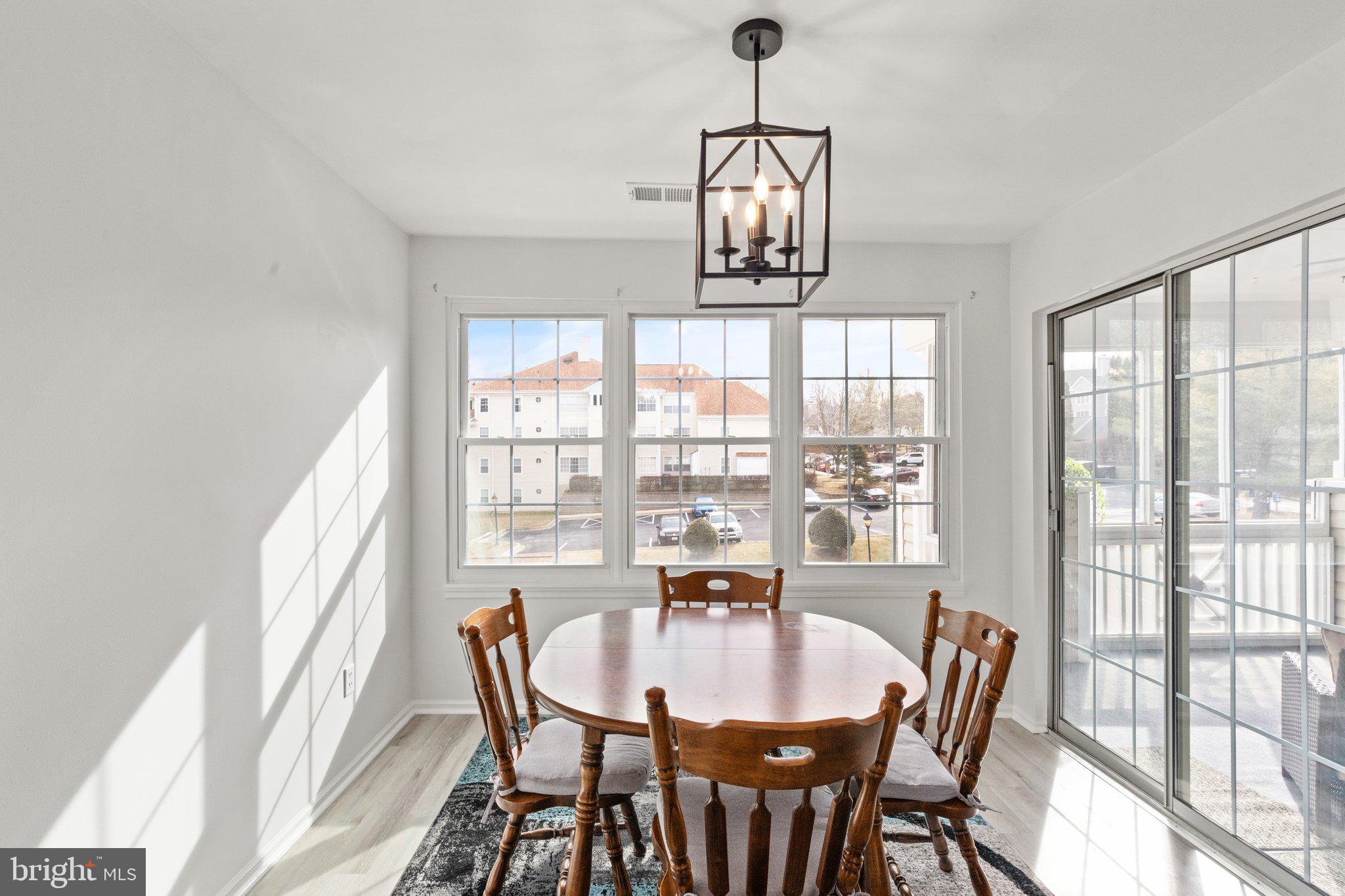 ENGLISH COUNTRY MANOR - Residential