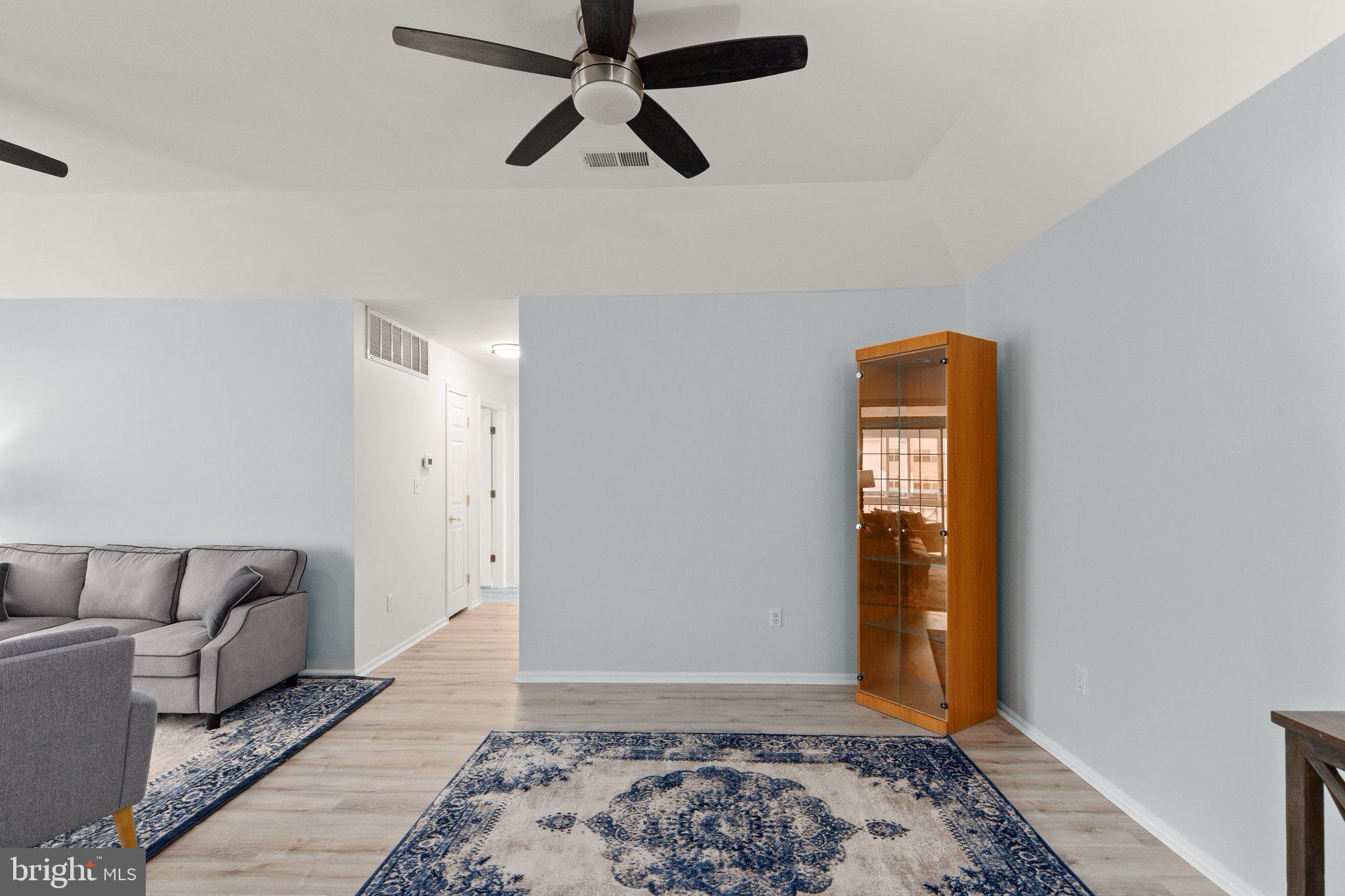 ENGLISH COUNTRY MANOR - Residential