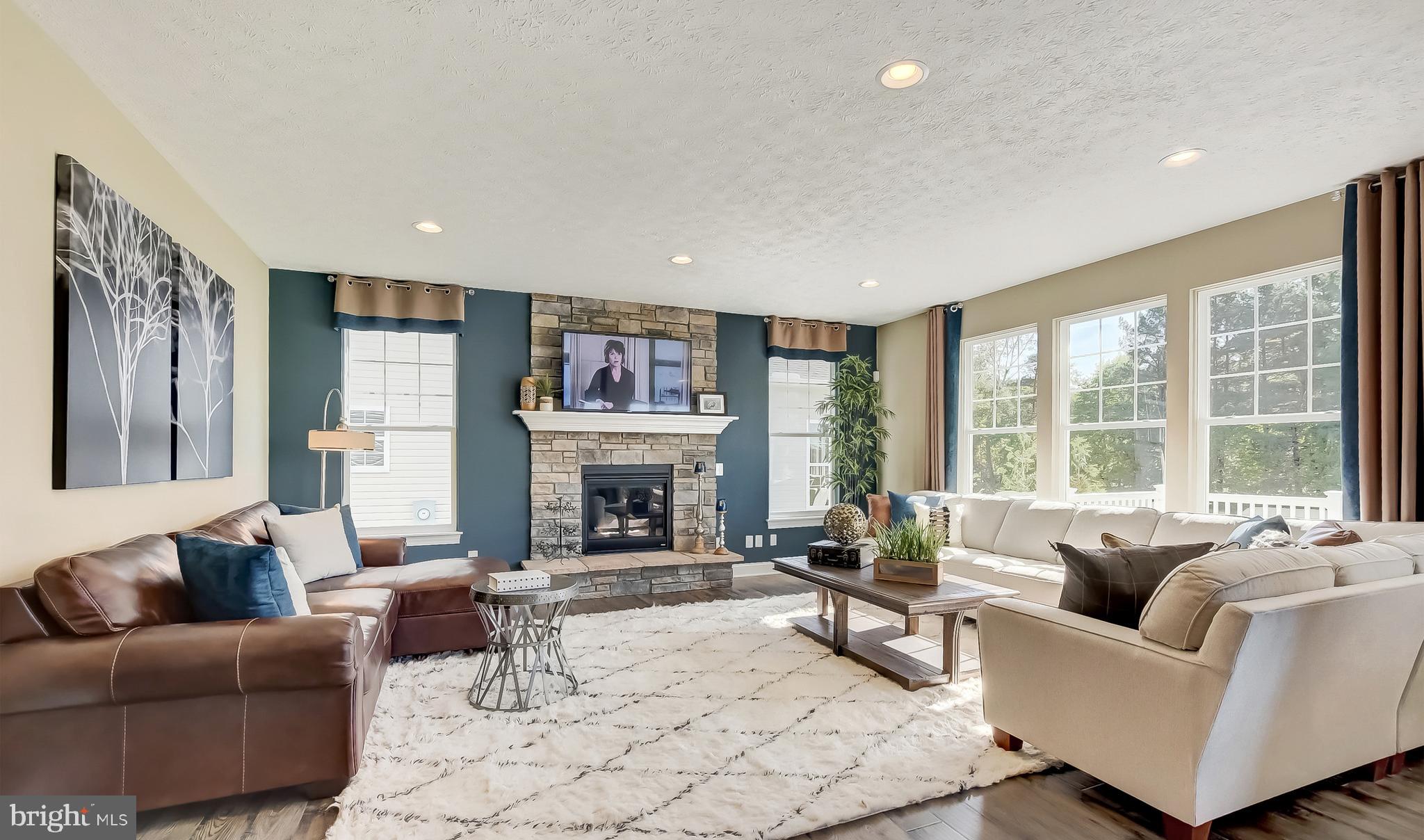 GRACE MEADOWS - Residential