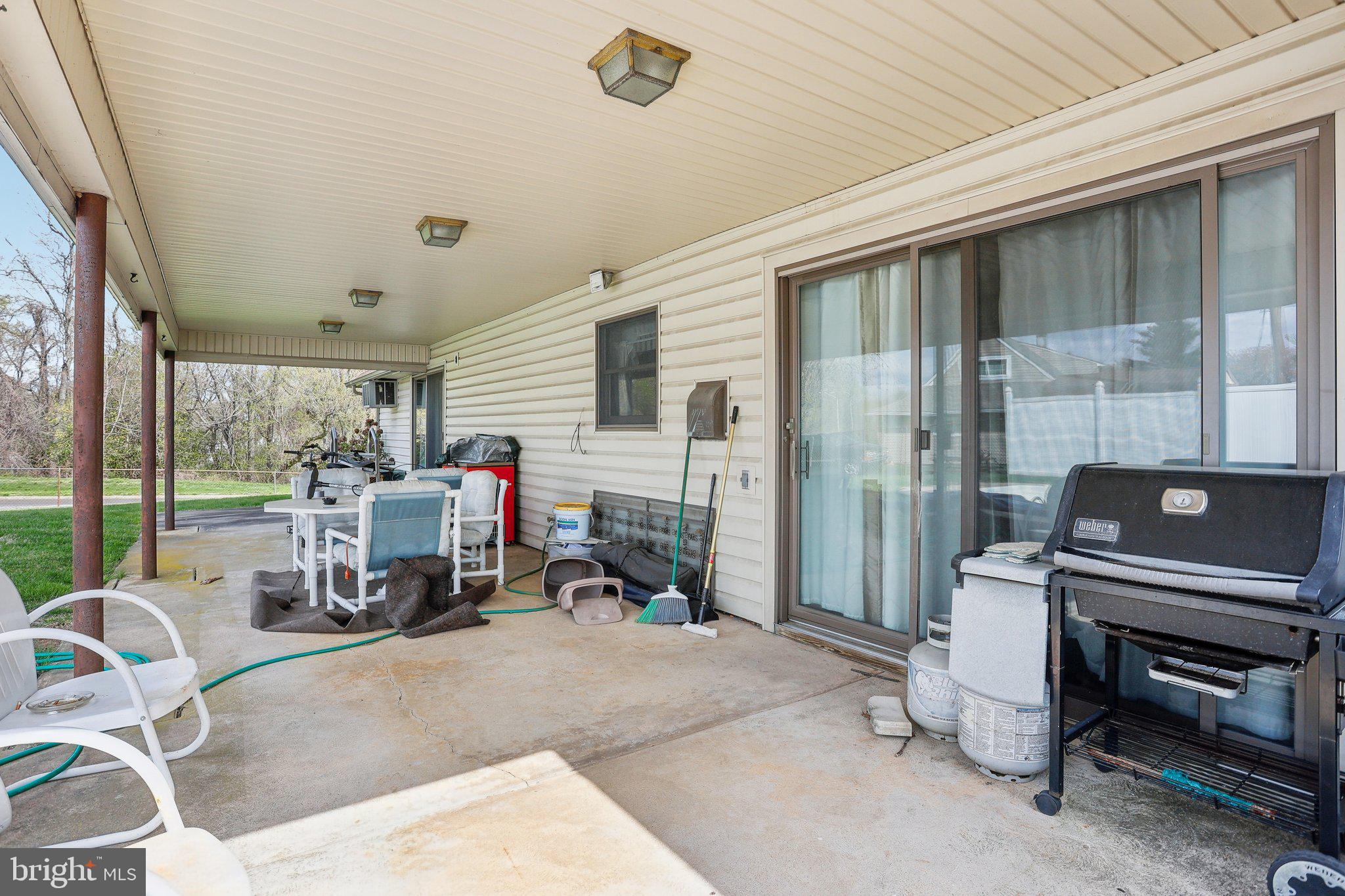 TWIN OAKS - Residential