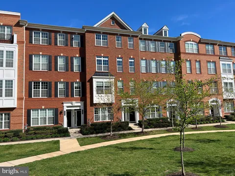 23487 Aldie Manor Terrace, Ashburn, VA MLS: VALO2090338
