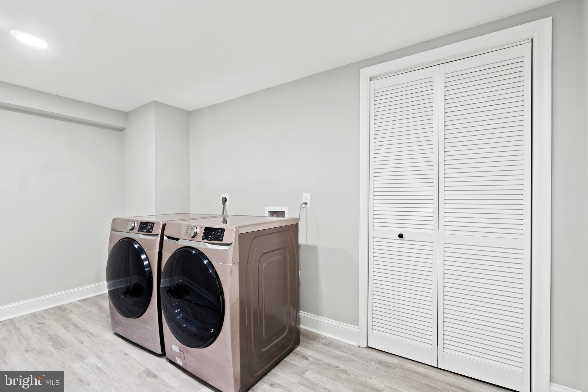 RAVENSWORTH - Residential