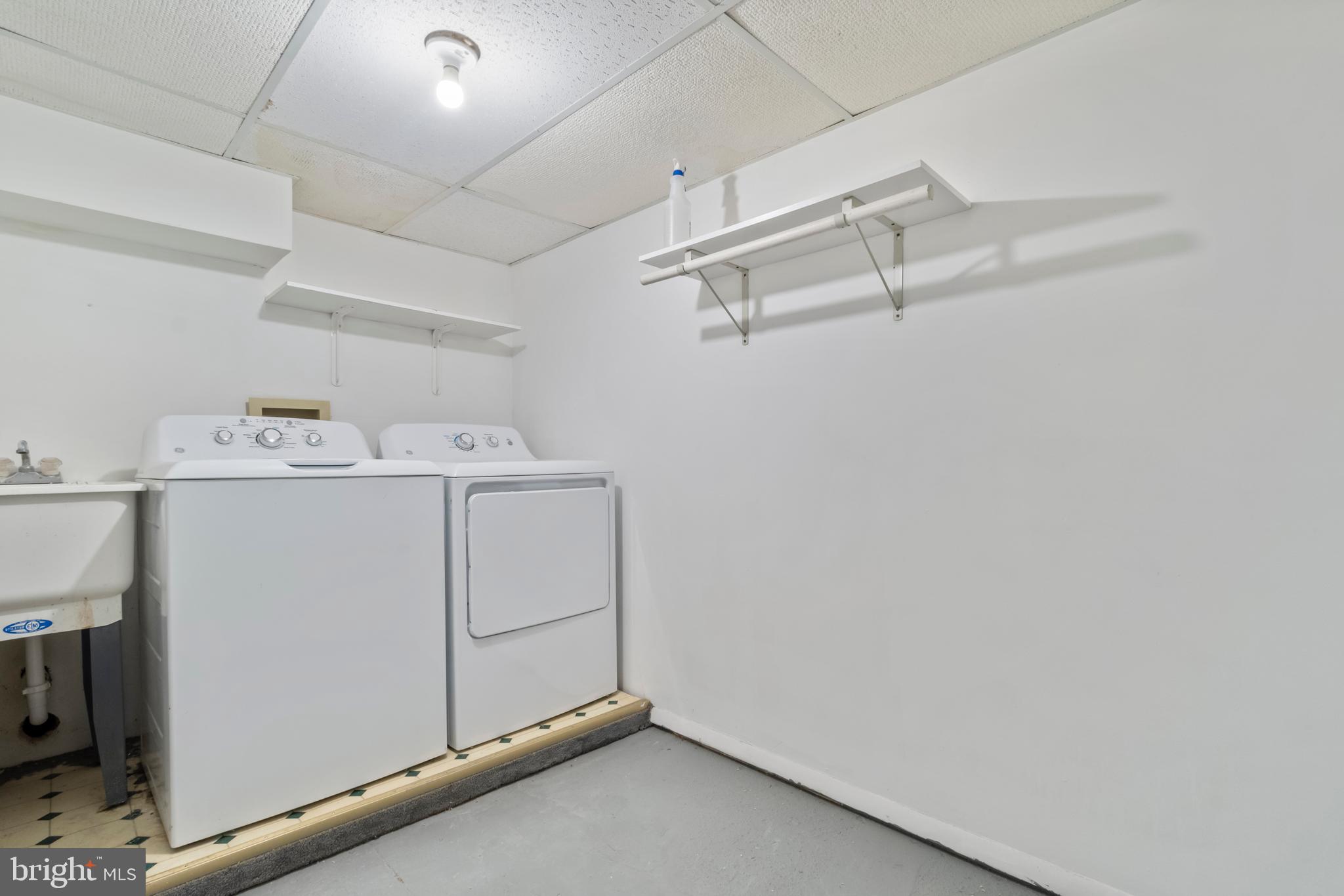 BUTCHERS HILL - Residential Lease