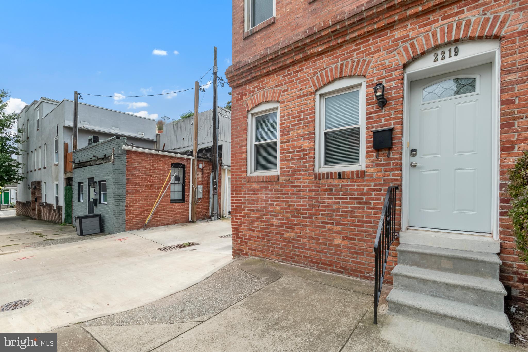 BUTCHERS HILL - Residential Lease