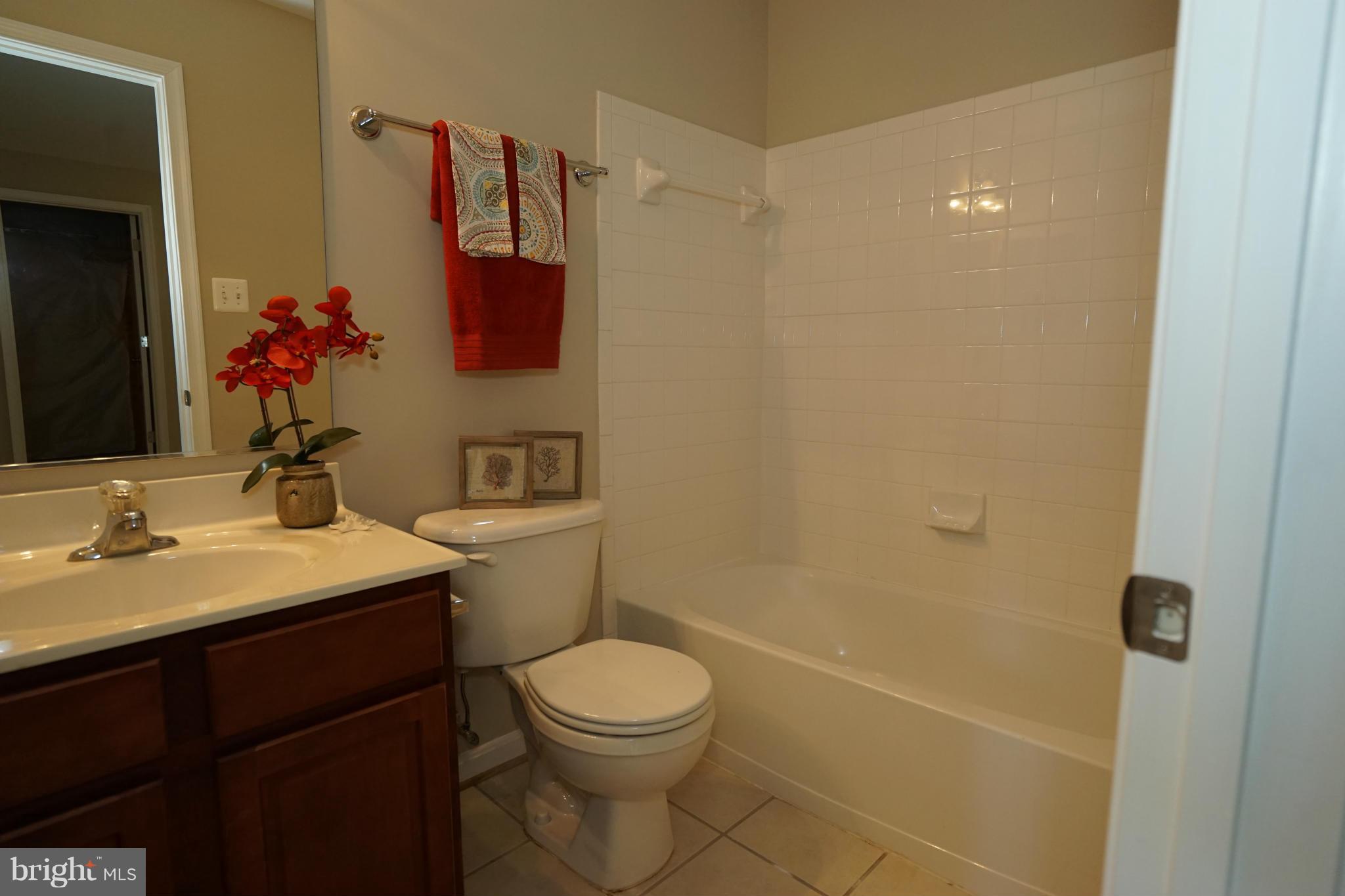 POTOMAC CROSSING - Residential