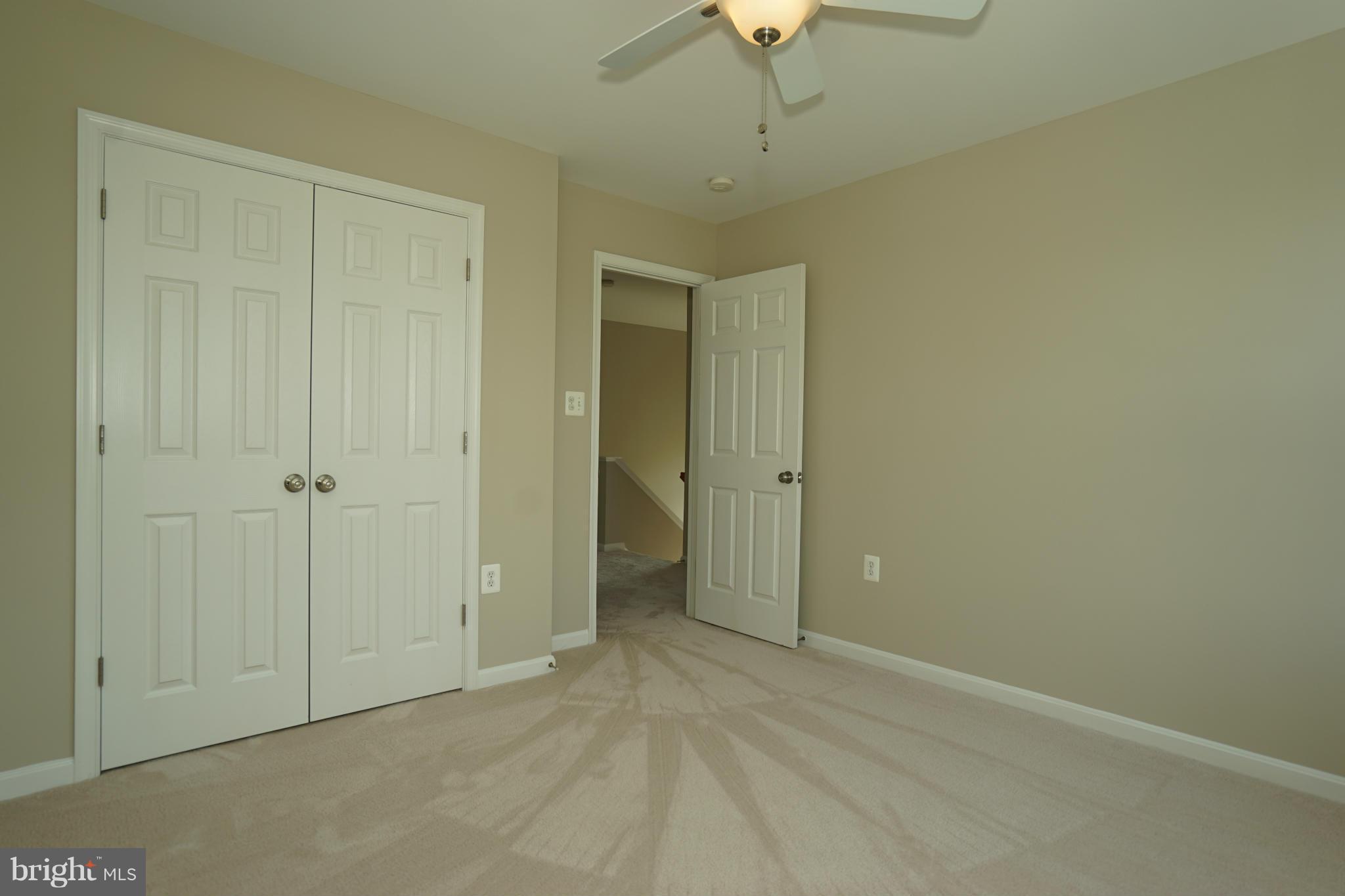 POTOMAC CROSSING - Residential