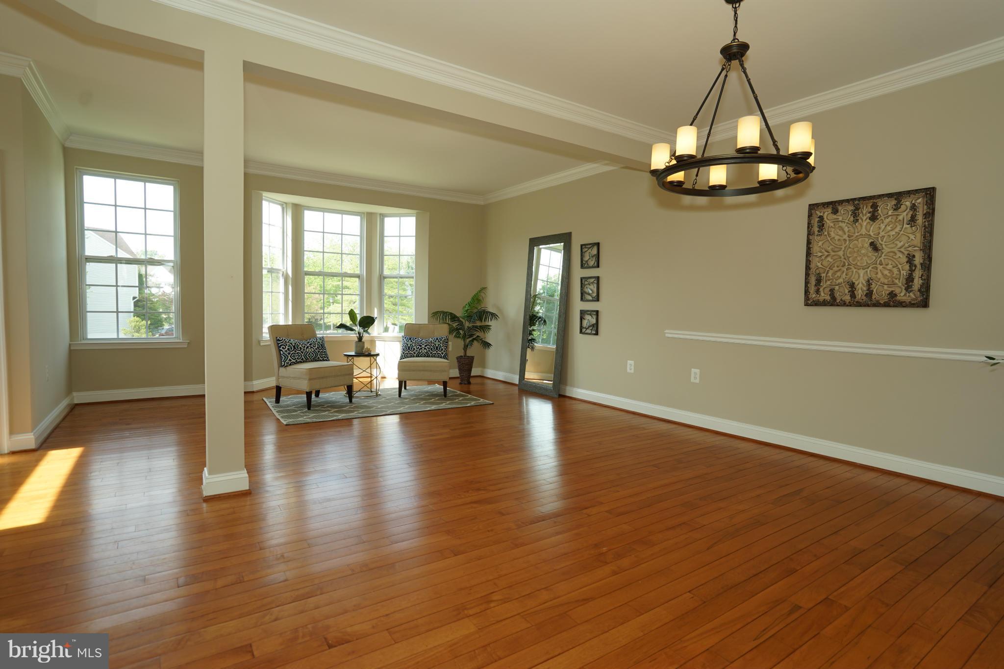 POTOMAC CROSSING - Residential