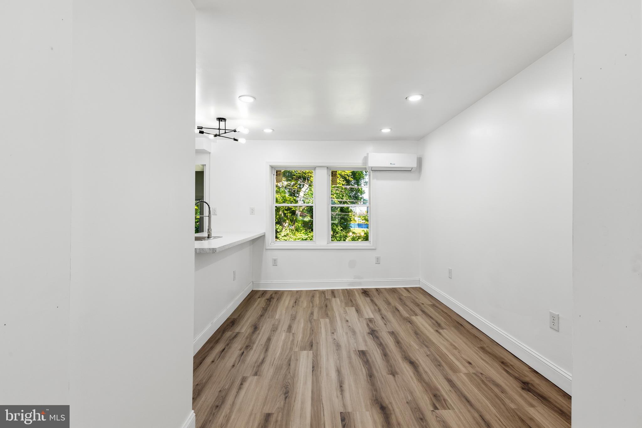 SUN HILL - Residential