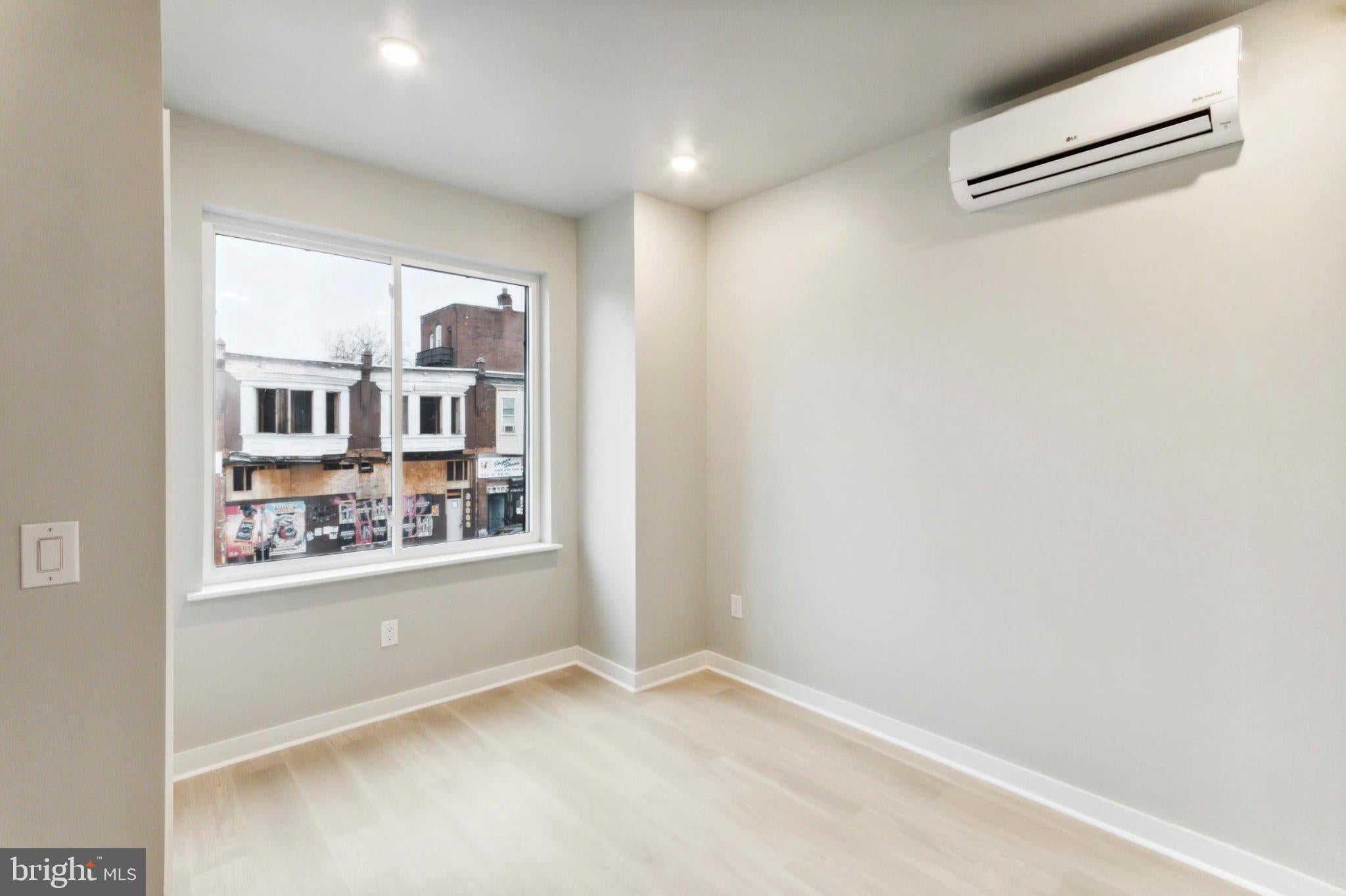 316 S 52ND STREET 5