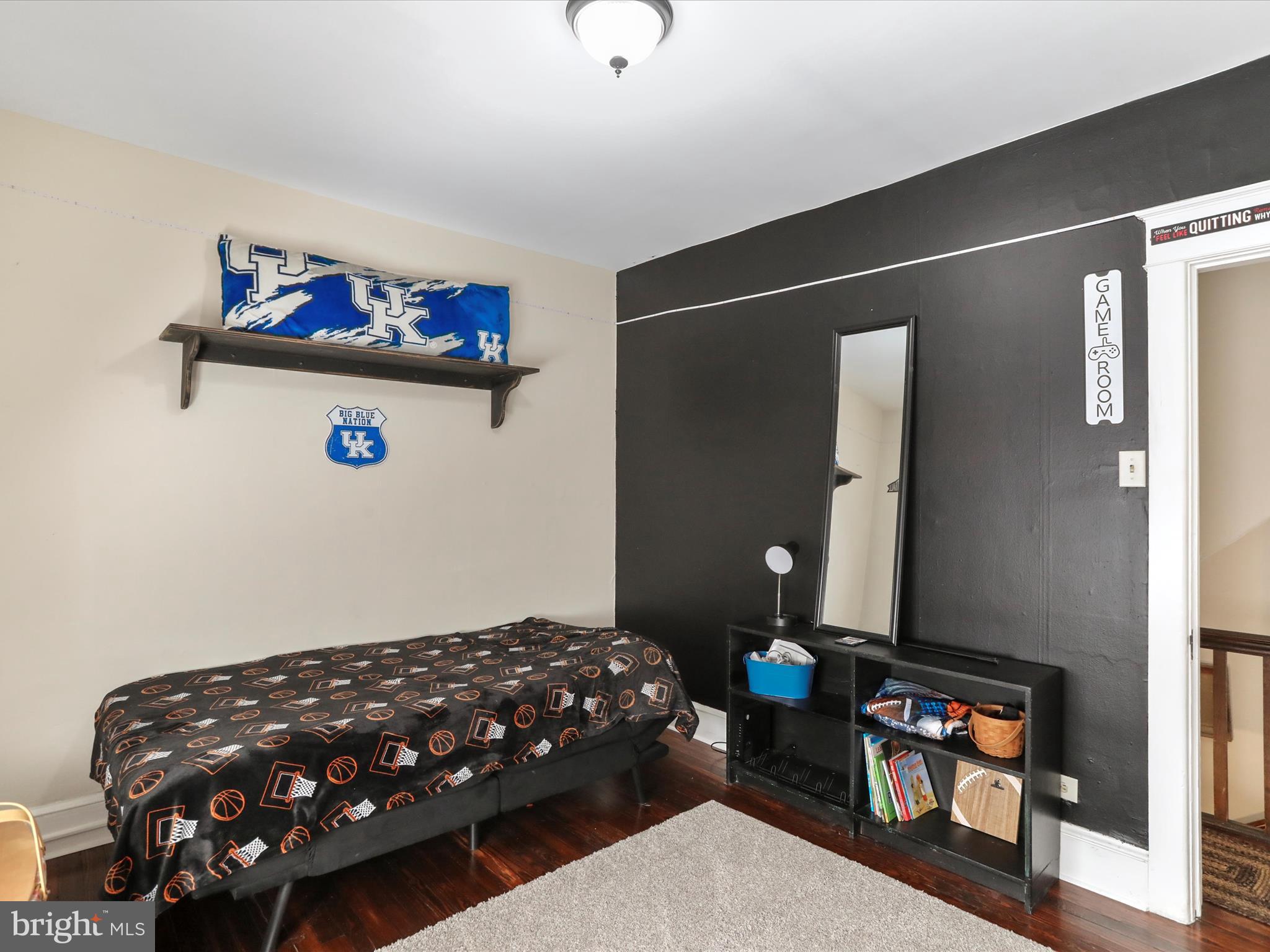 NORTH END - Residential