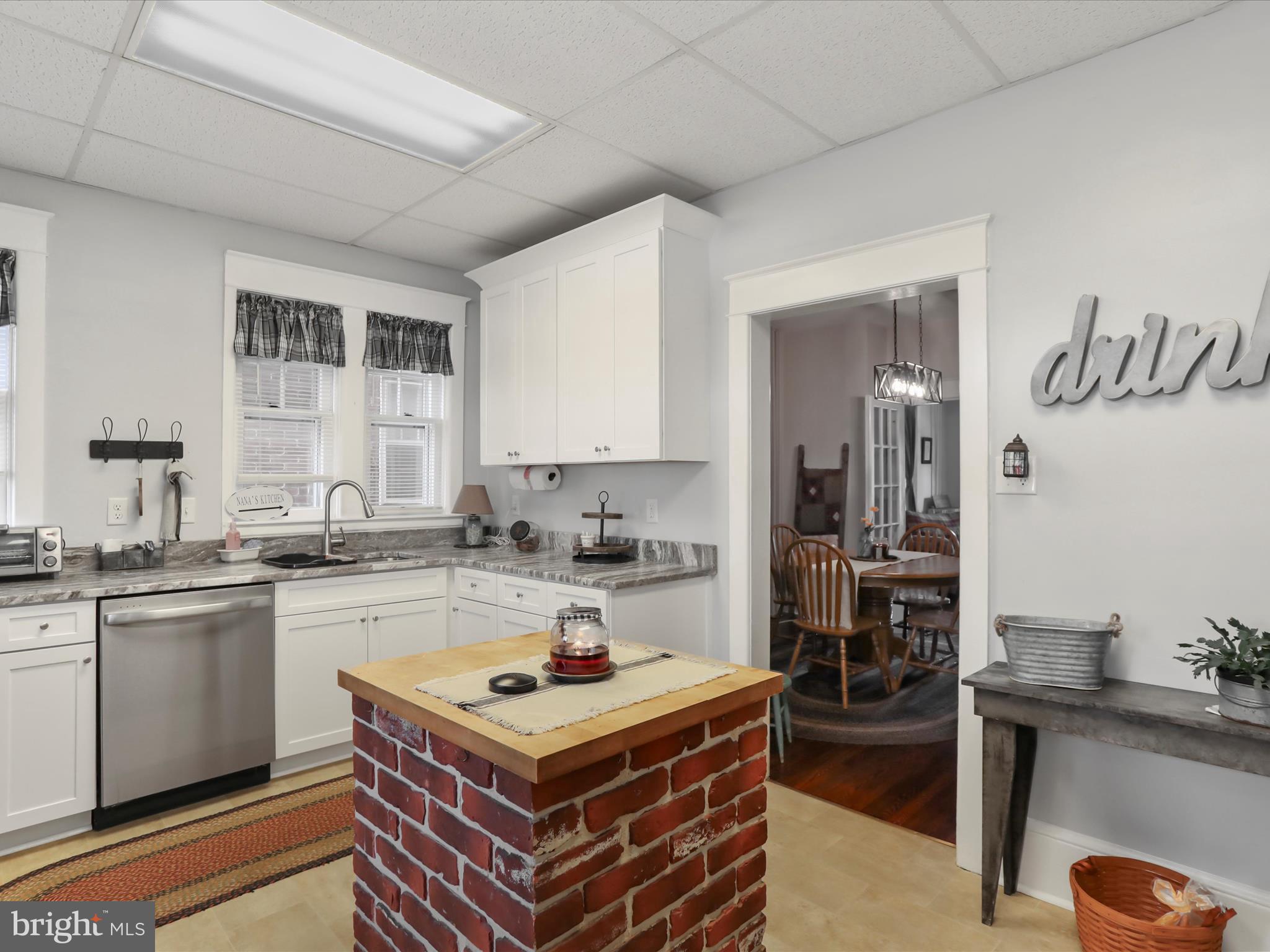 NORTH END - Residential