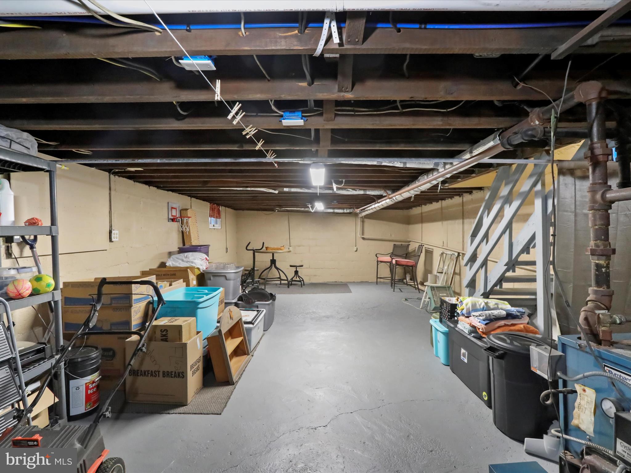 NORTH END - Residential