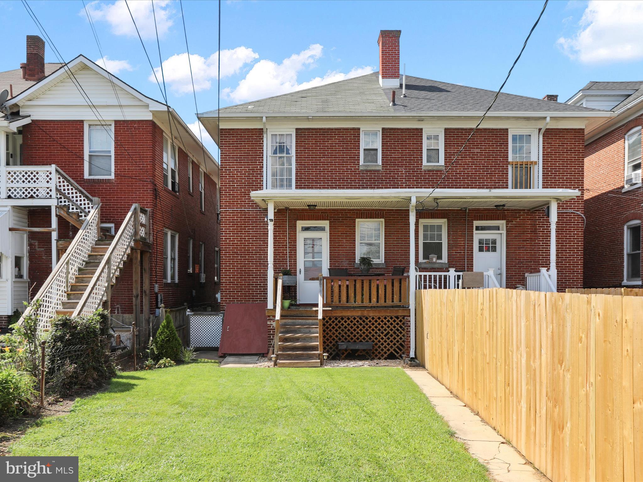 NORTH END - Residential