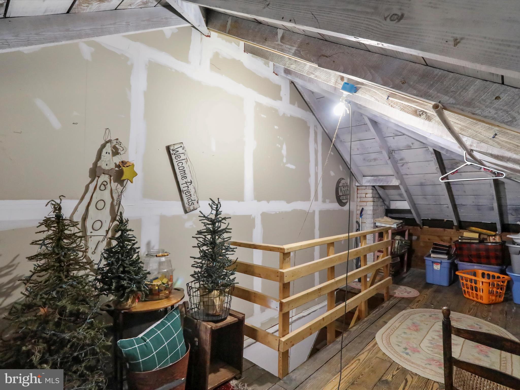 NORTH END - Residential