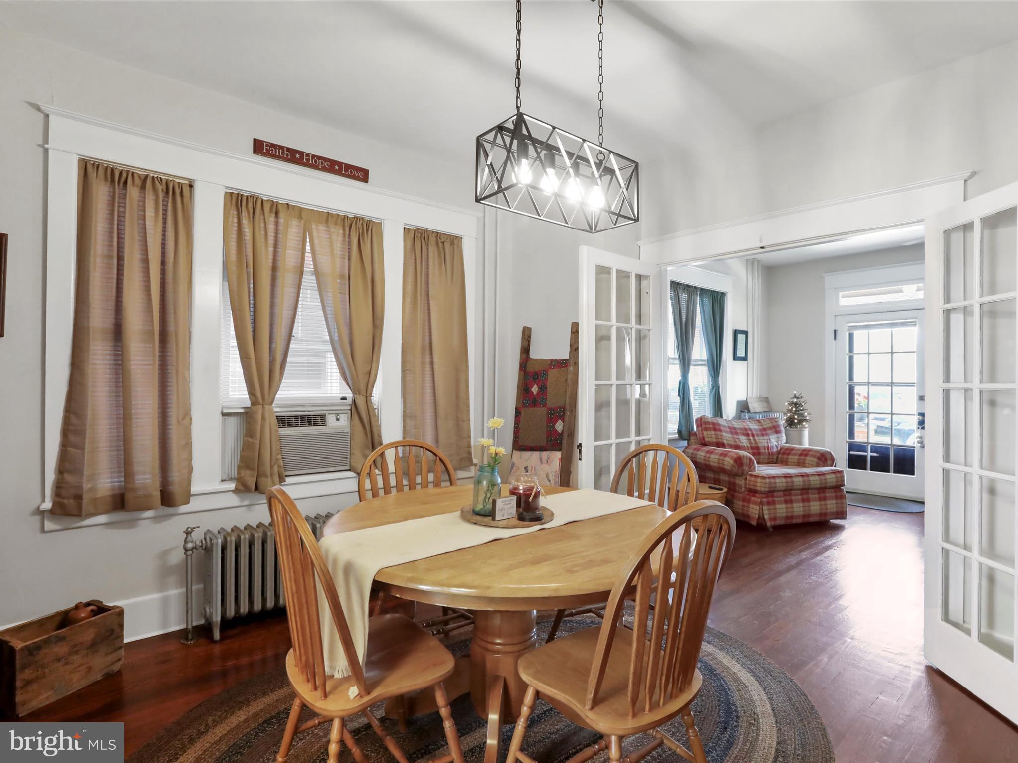 NORTH END - Residential