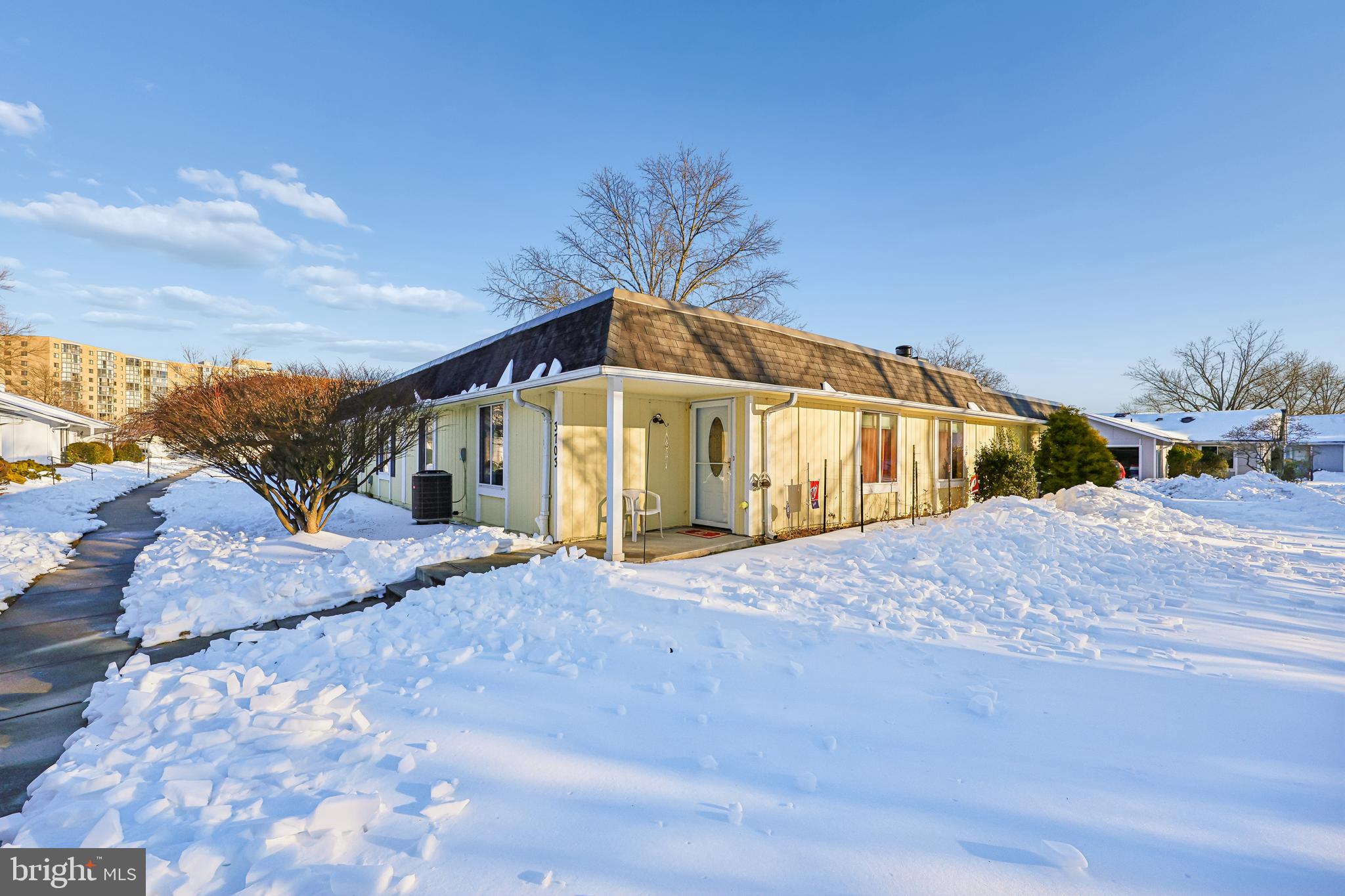 ROSSMOOR MUTUAL #13 - Residential