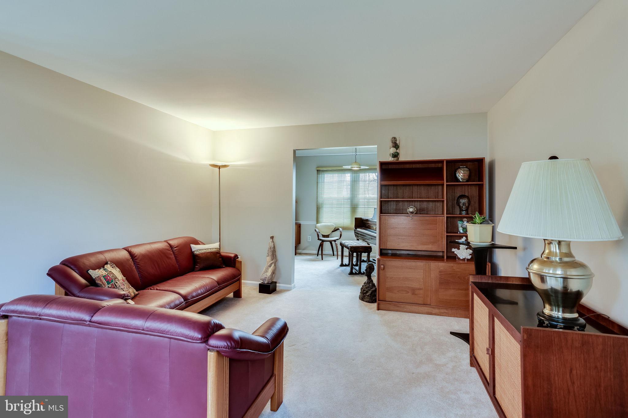 NORTON SQUARE - Residential