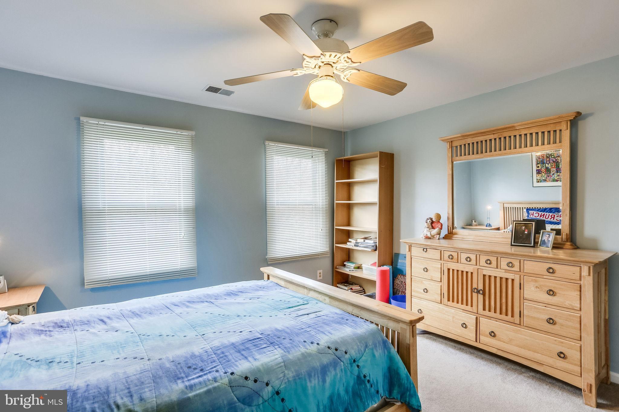 NORTON SQUARE - Residential