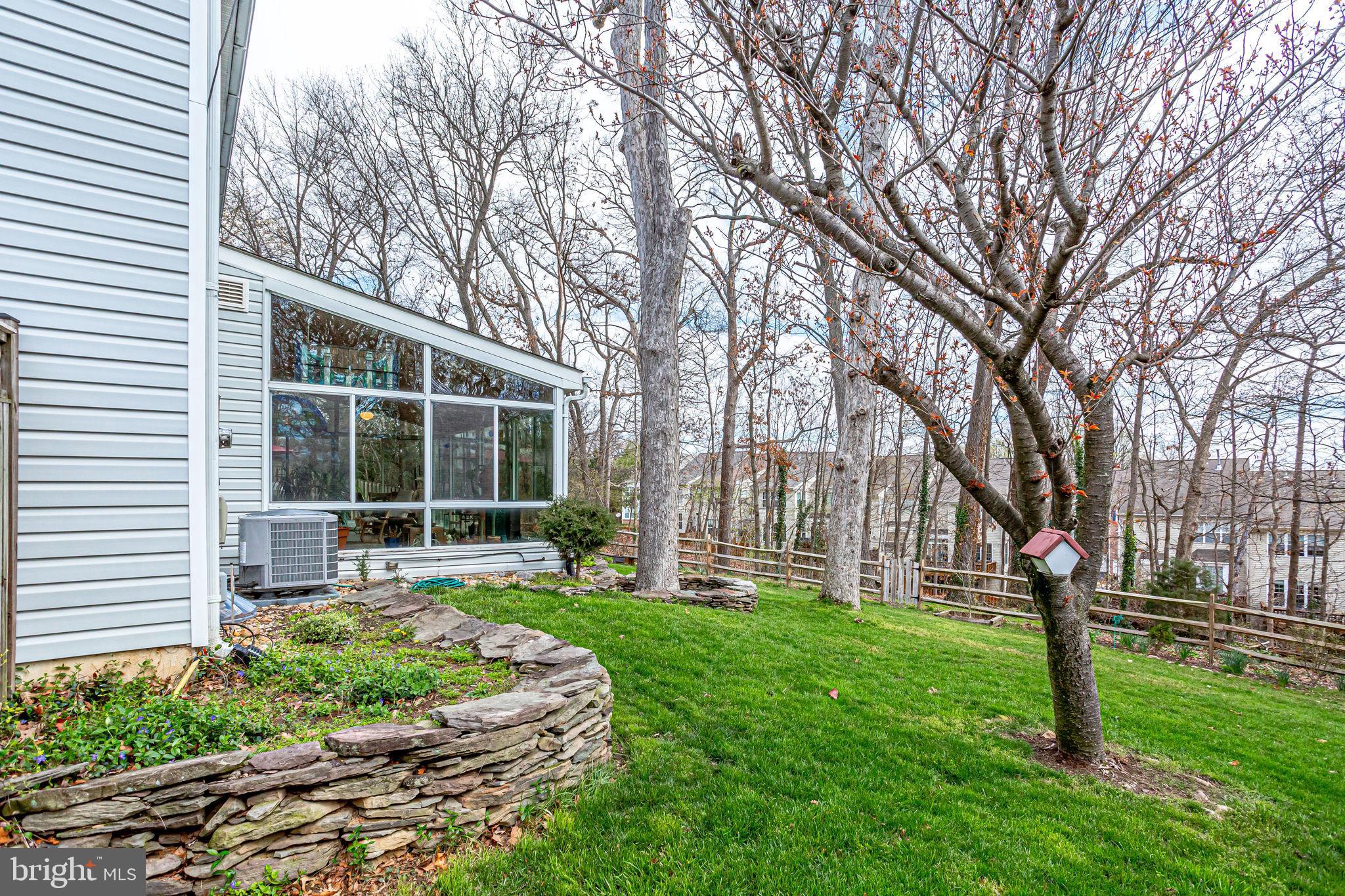 NORTON SQUARE - Residential