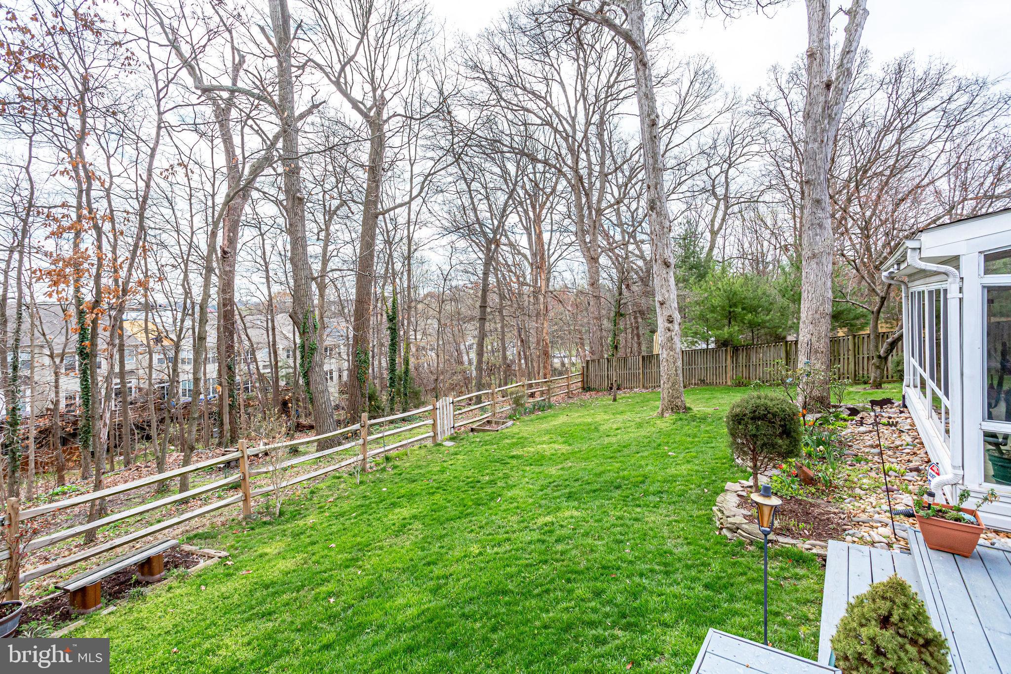 NORTON SQUARE - Residential