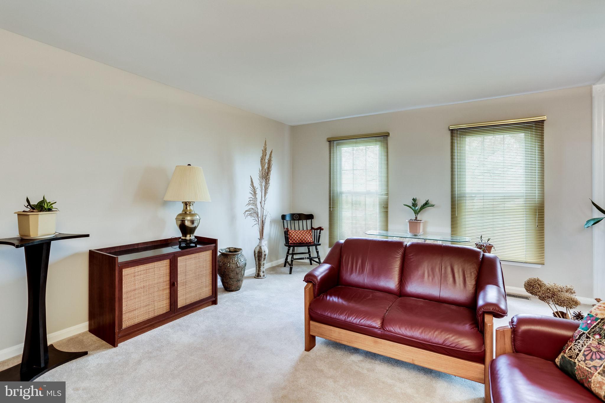 NORTON SQUARE - Residential