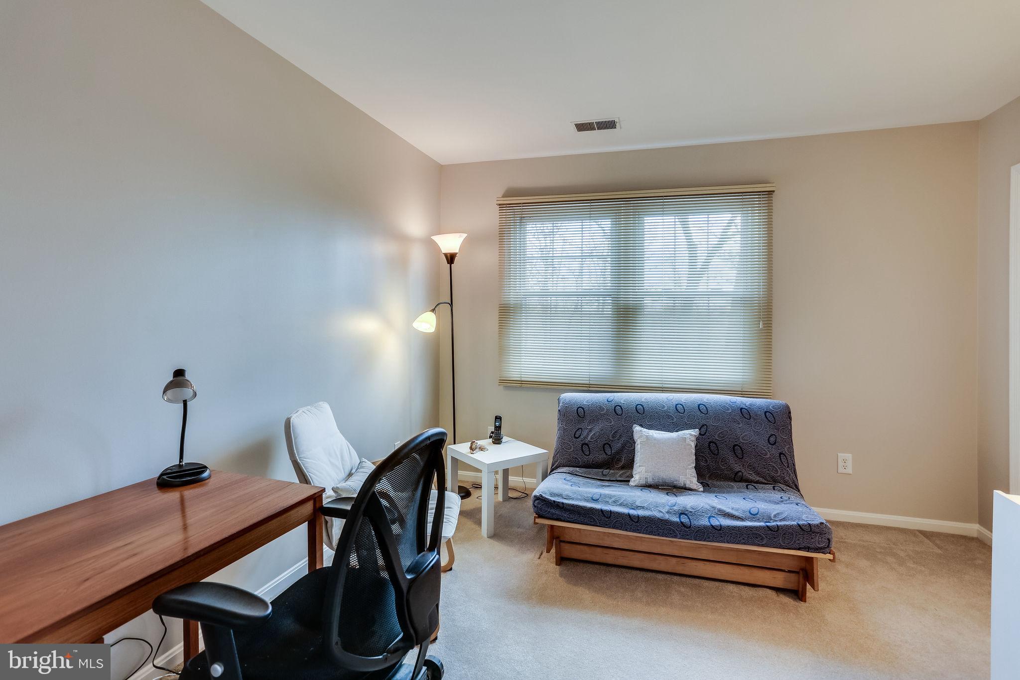 NORTON SQUARE - Residential