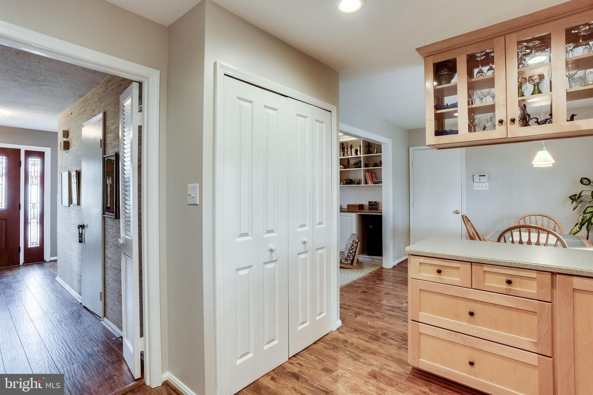 NORTON SQUARE - Residential